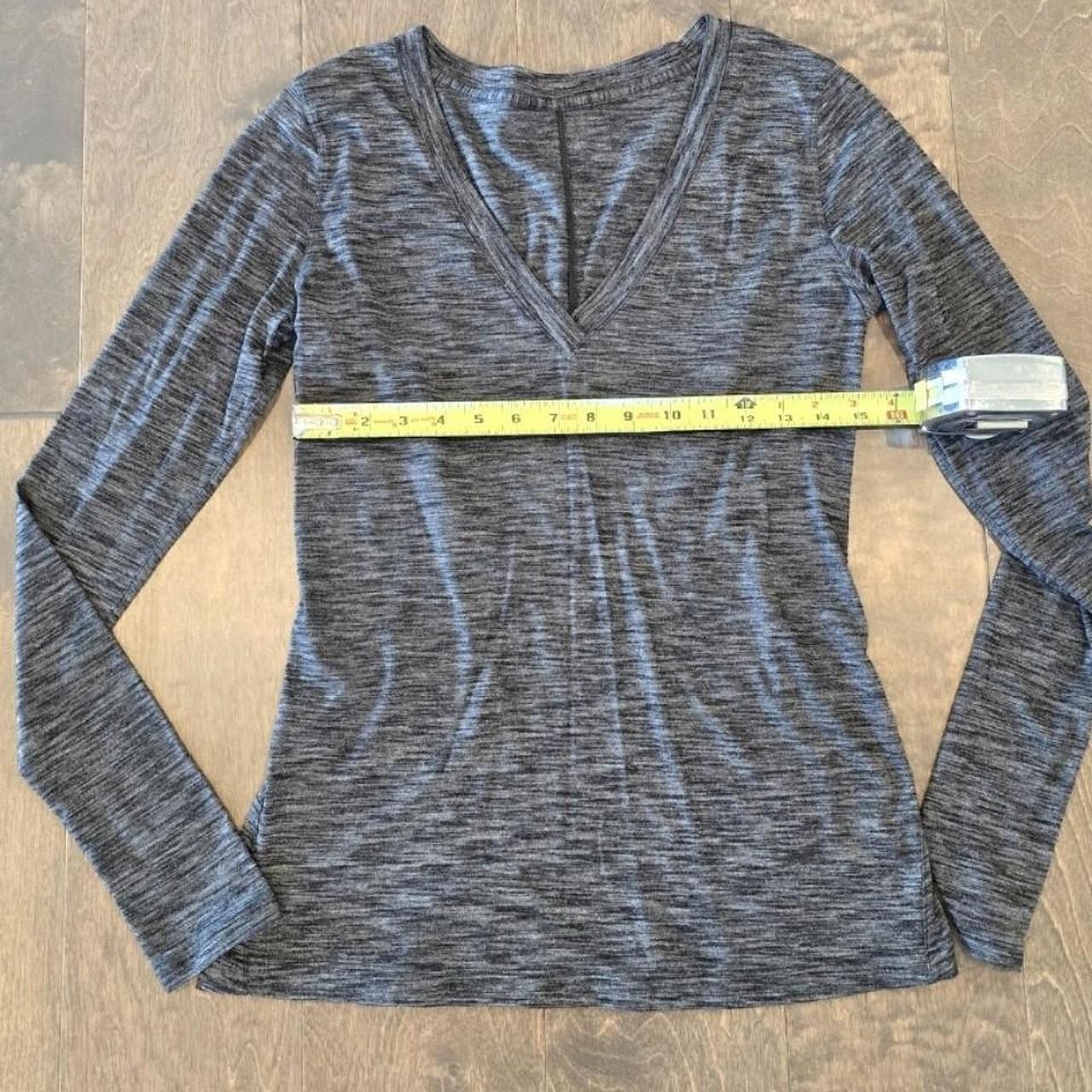 Lululemon & Go Everywhere Long Sleeve Top Heathered Gray V-Neck Pleated Peplum