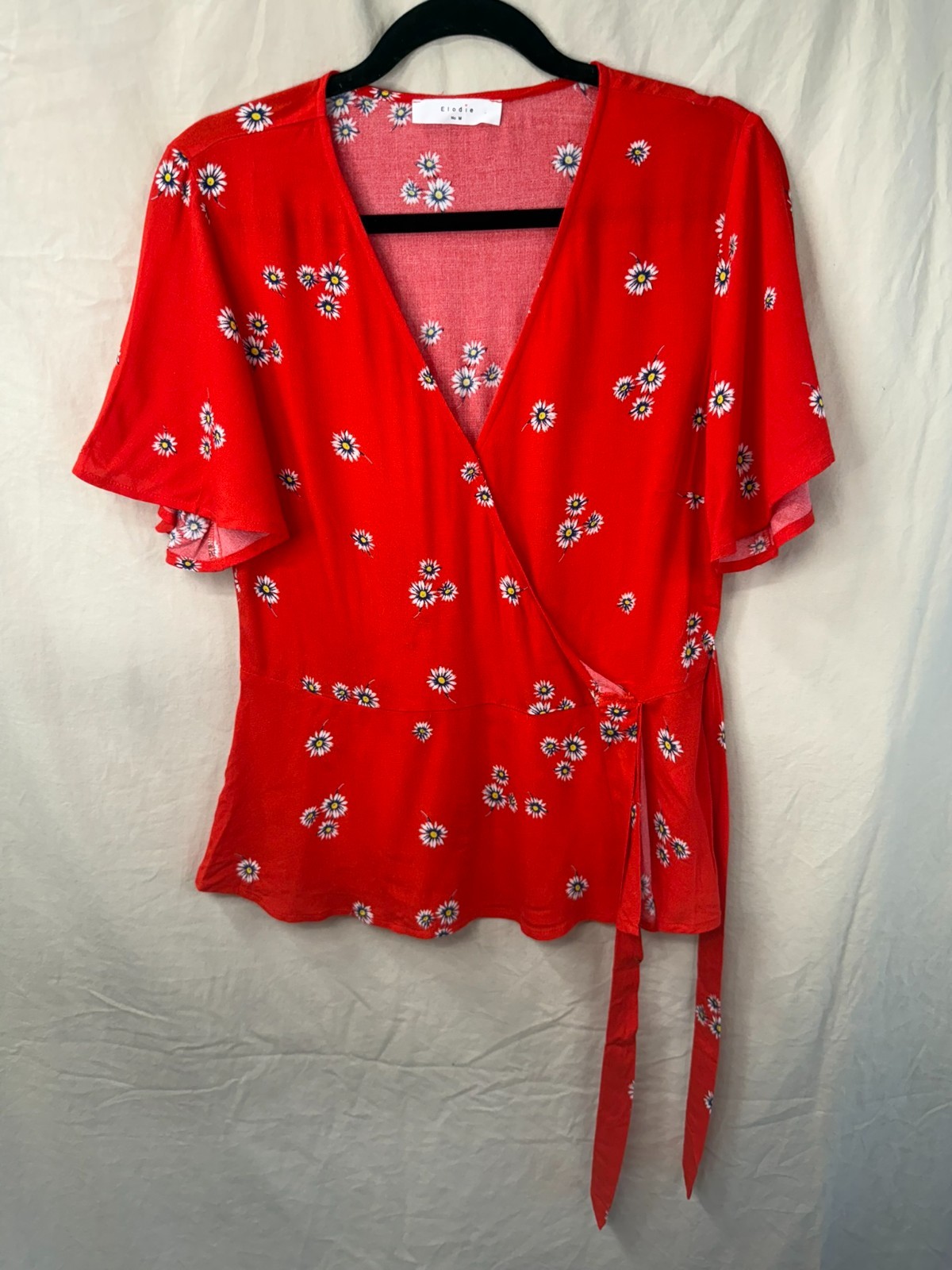 Elodie Nordstrom Red Daisy Floral Wrap Top Blouse Short Flutter Sleeve Size Med