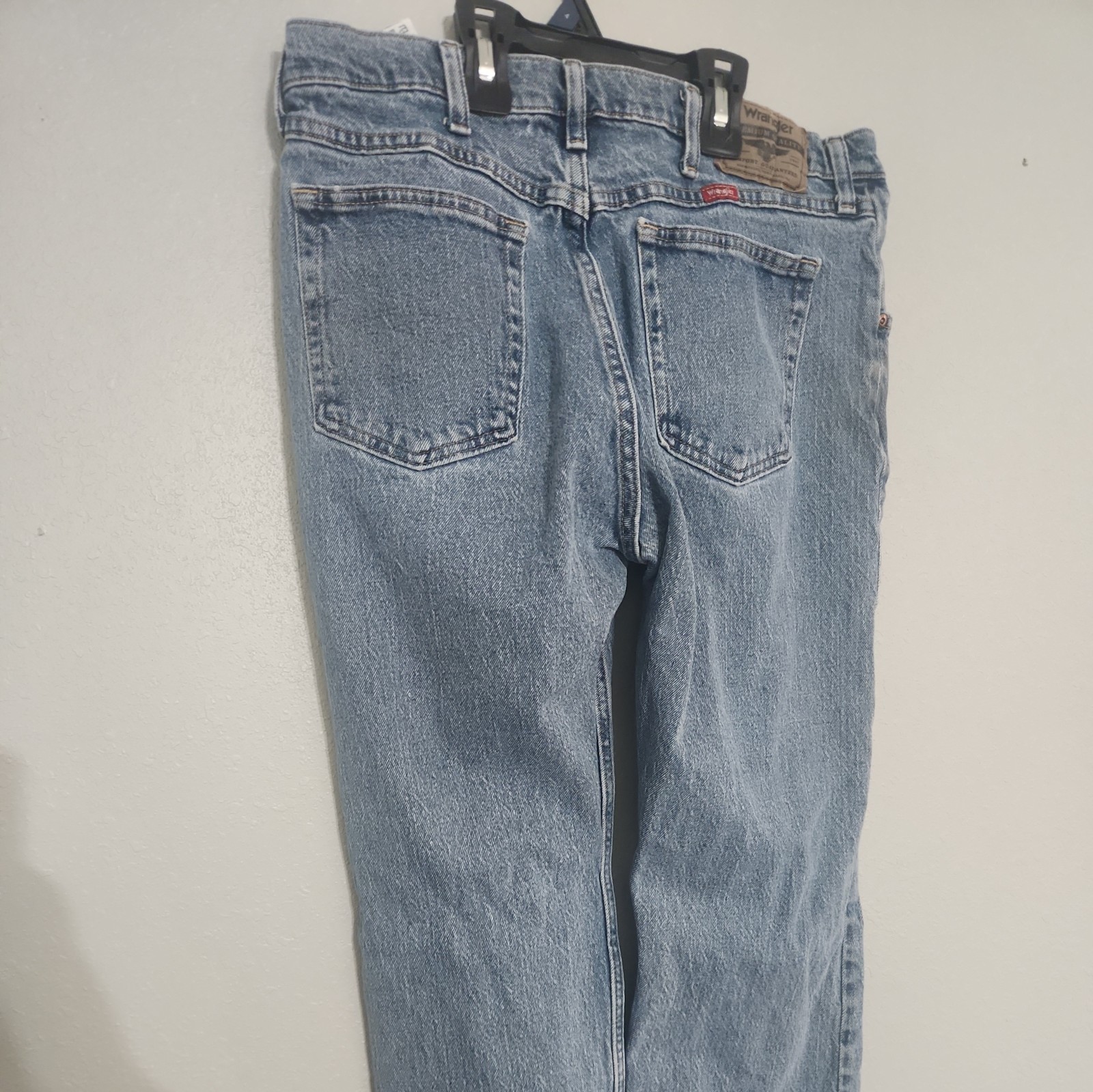 X3 PAIRS Wrangler Men’s Jeans 34×30 Relaxed Fit Blue Denim Straight Leg LOT OF 3