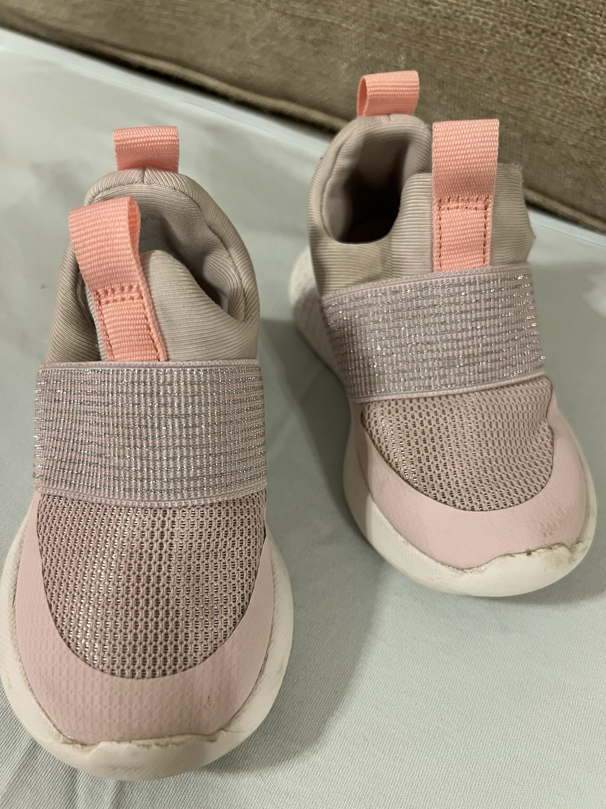 Cat & Jack Girls Pink/Gray Mesh Slip-On Athletic Sneakers Low Top US 5