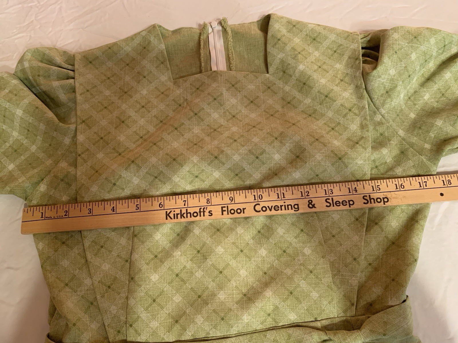 Mennonite Cape Dress Size S Bust 34” Waist 28” Length 48” Green Diagonal