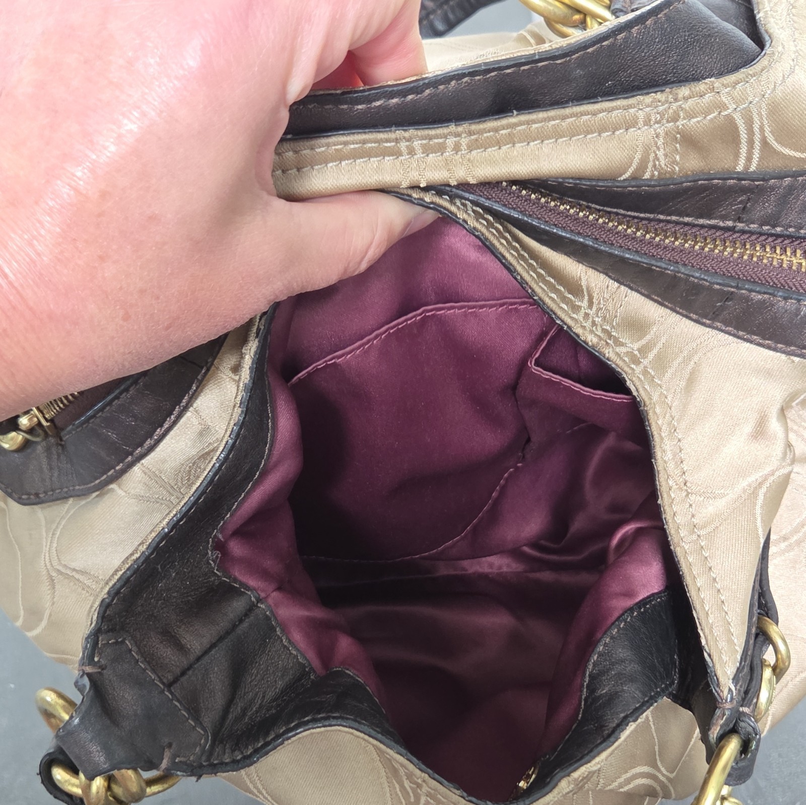 Vintage Coach Maggie Singature Hobo Shoulder Bag