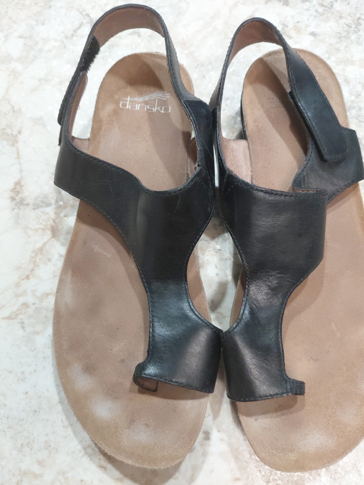 Dansko Reece Women’s Sandals Black 8.5 EUC Returns Accepted