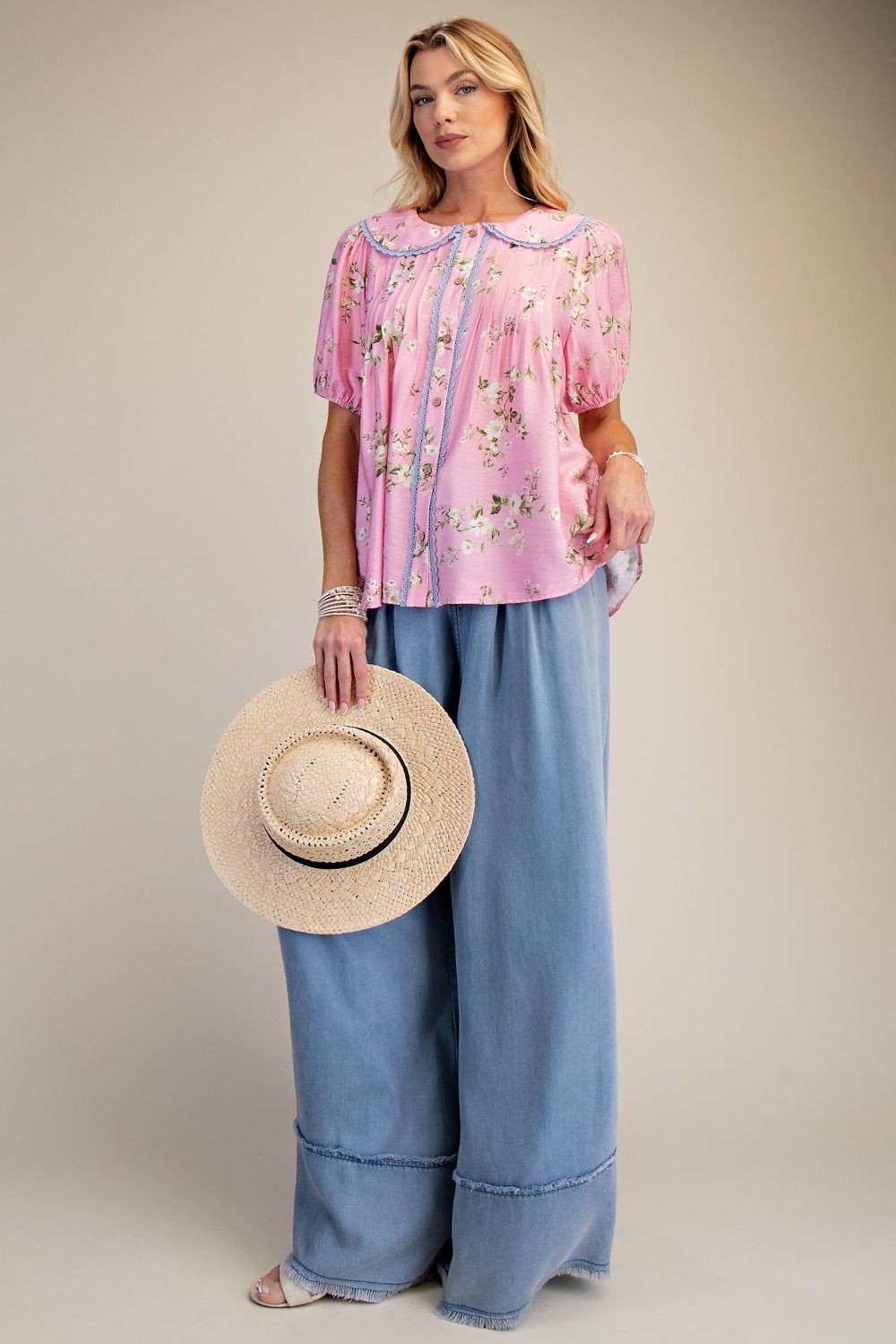 Easel Women’s Botanical Floral Pattern Lace Trim Top in Pink