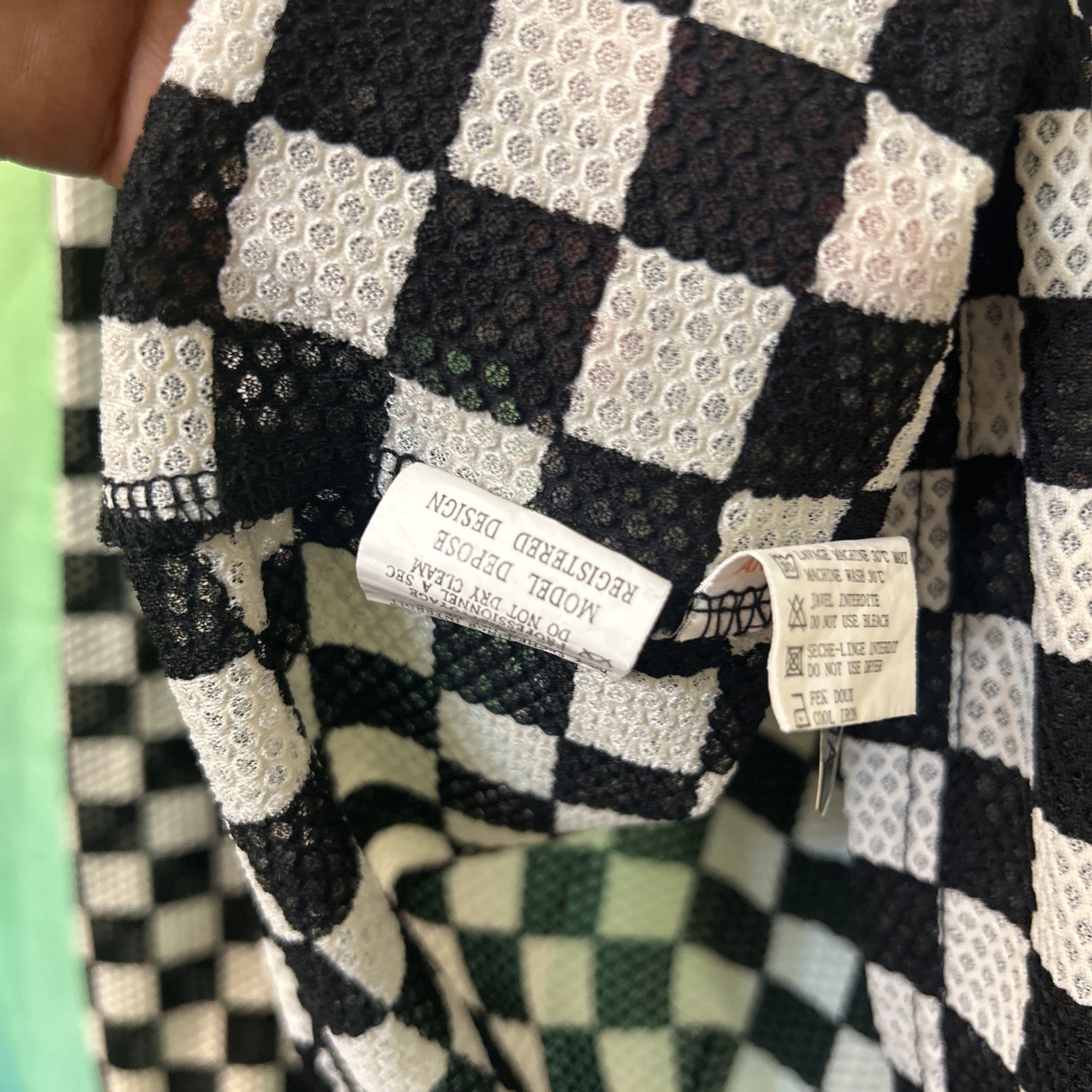 Elli White Black White Checkerboard Mesh Top Long Sleeve Large