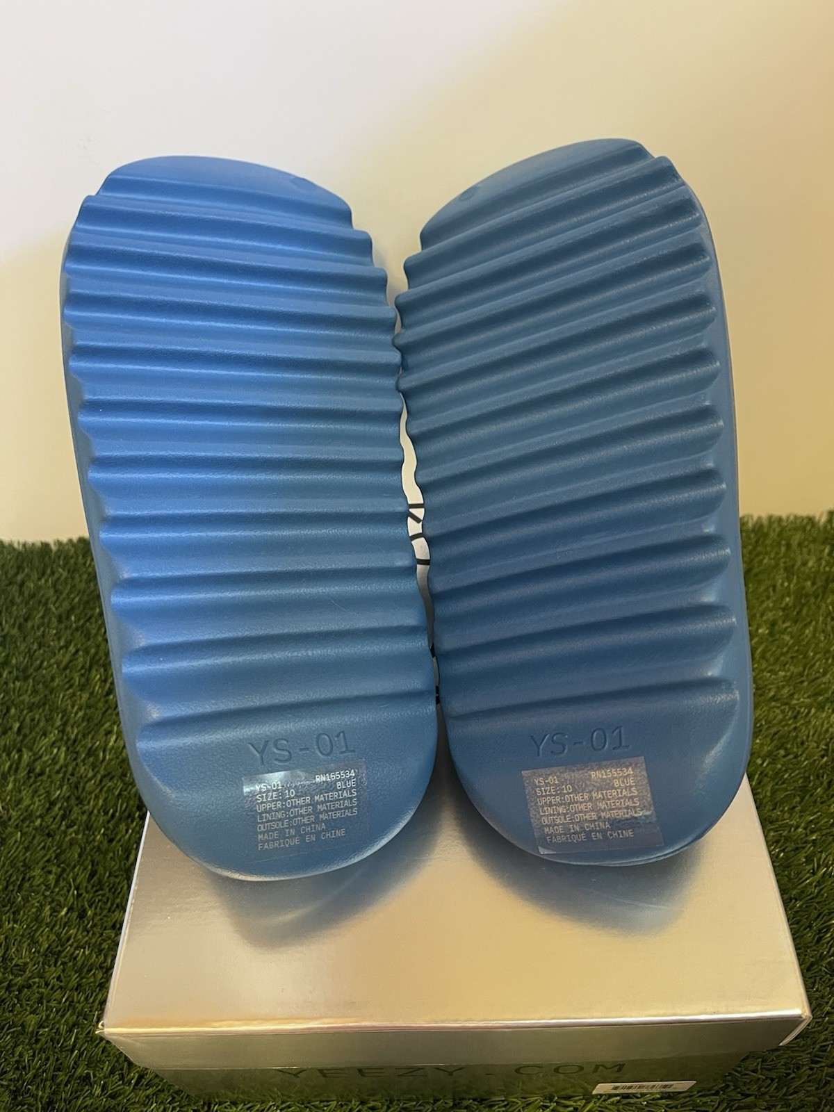 YEEZY YS-01 RARE Blue Rubber Slide Sandals Men’s US 10 New w/ Box IN HAND