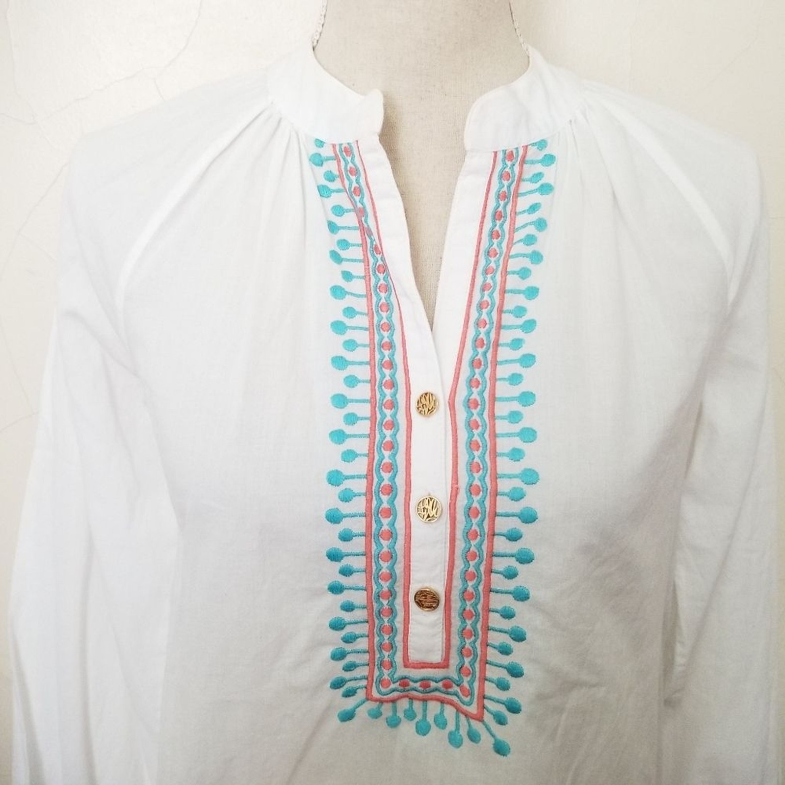 Lilly pulitzer size XS elsa embroidered blouse
