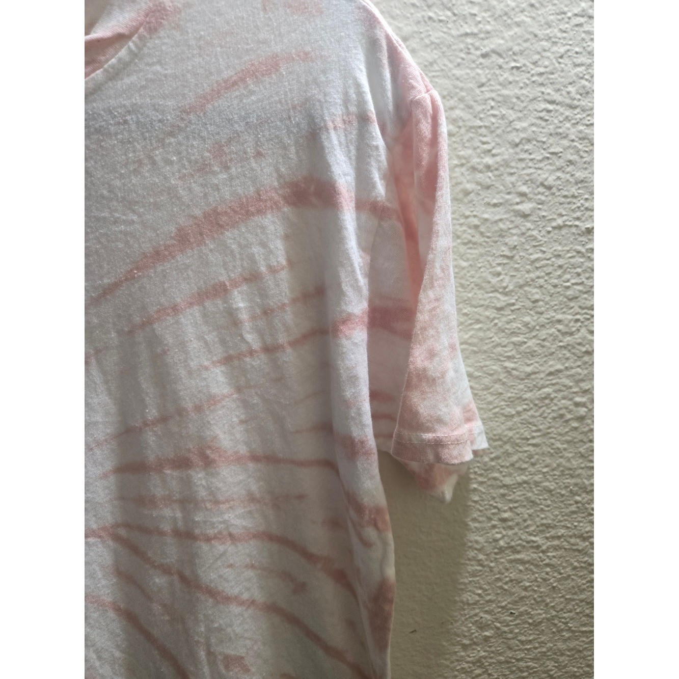 White and Pink Swirl Tie-Dye Short Sleeve Tee NWT.