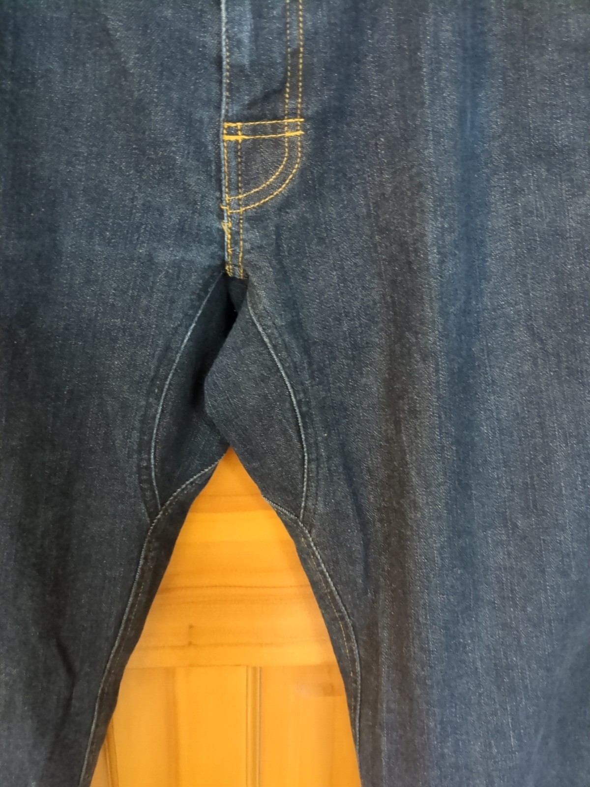 Stio Blue Rivet Dark Denim Distressed Jeans Mens 36×32 99%Cotton/1%Spandex