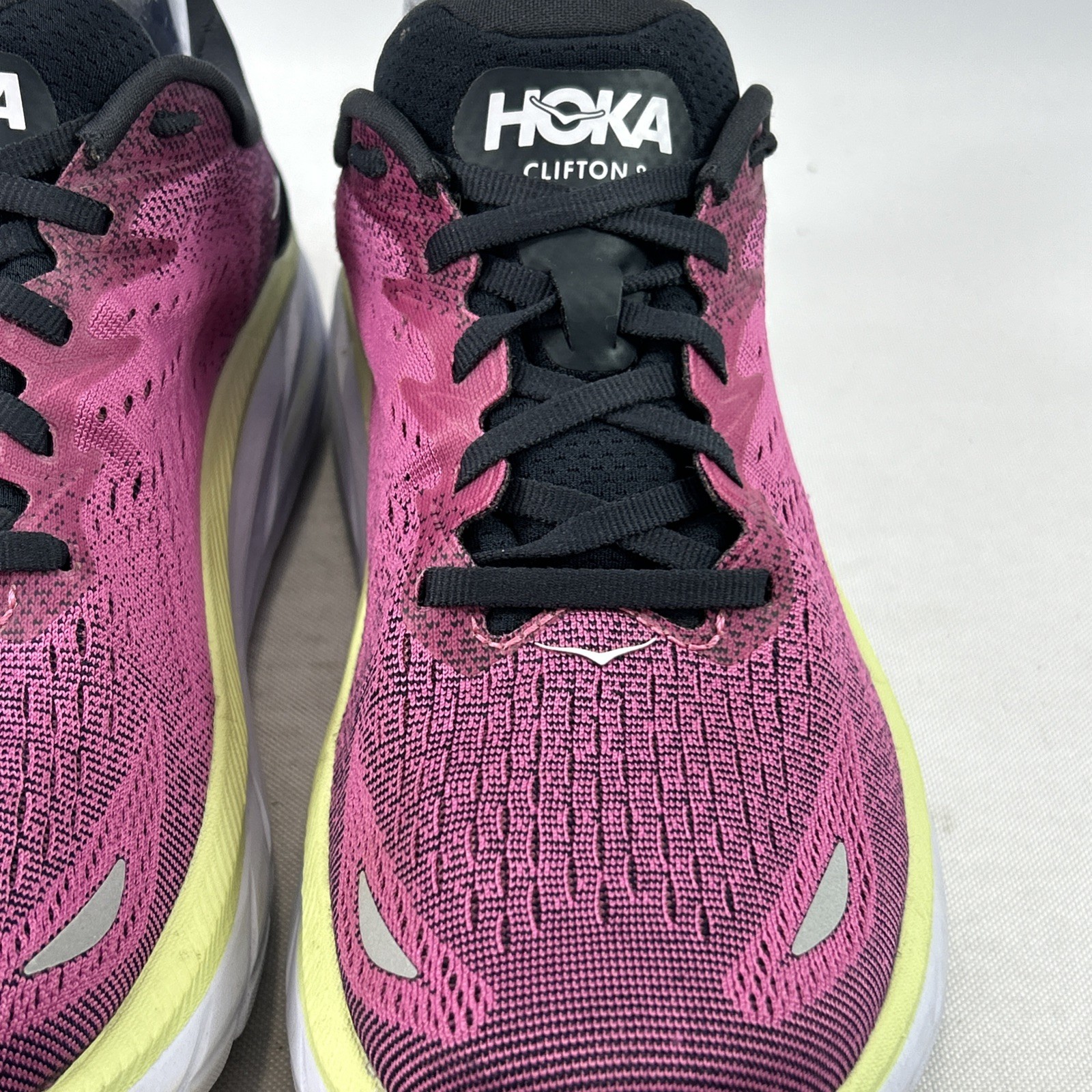 Hoka One One Clifton 8 Running Shoes Women’s Size 8.5B Ibis Rose Pink Sneakers