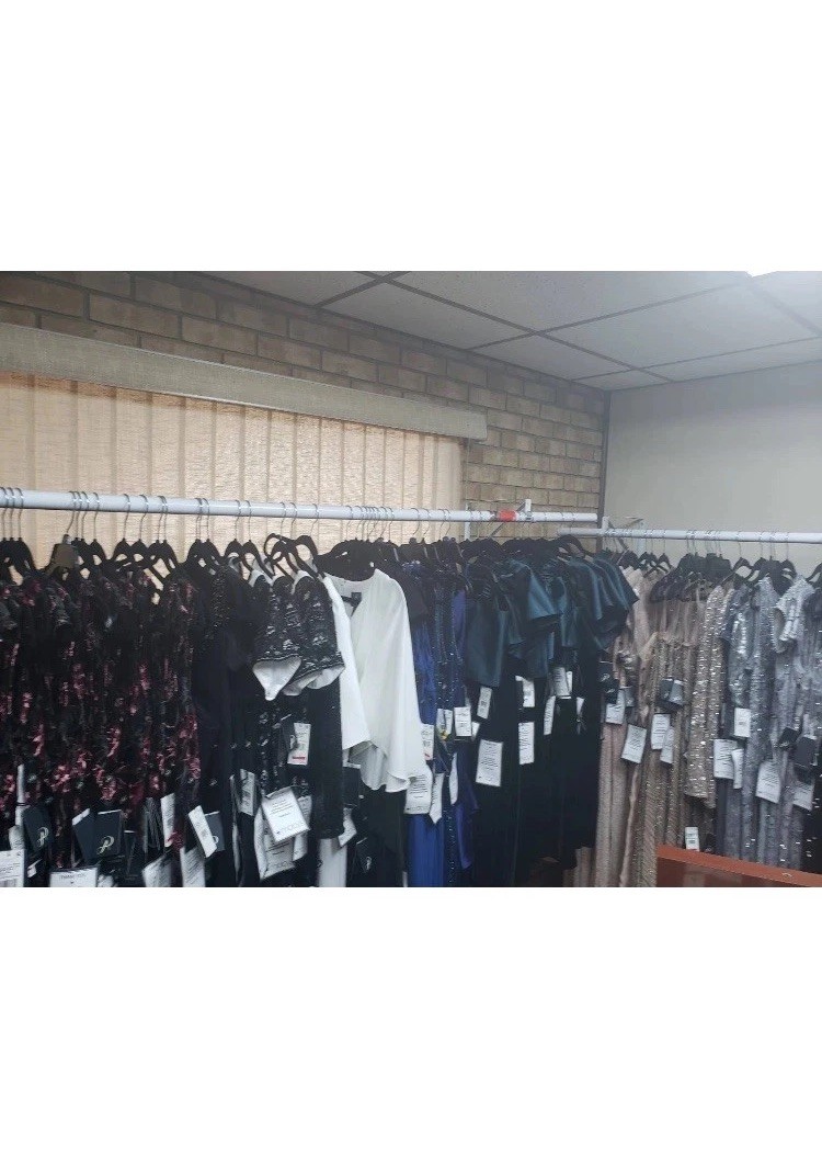women’s clothing lot – mix brands – wholesale bulk – 35 pcs *SEE DESCRIPTION*