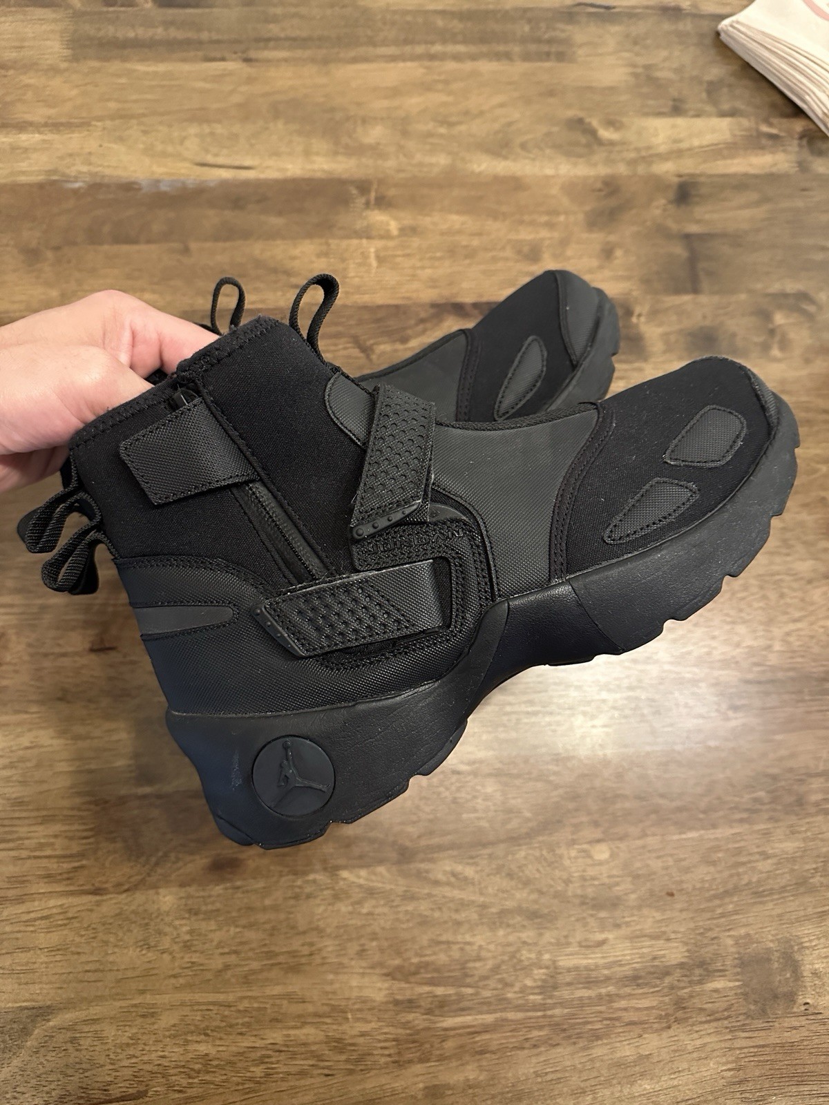 Jordan Air Jordan Trunner size 9 LX Triple Black Mid Top Hook