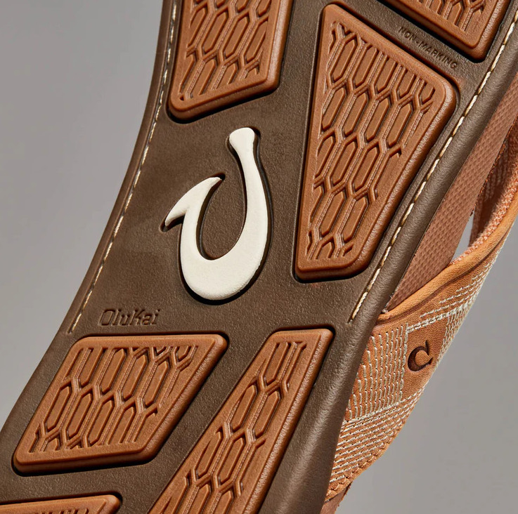 AUTH OluKai Tuahine Men’s Waterproof Leather Sandals Toffee Premium Flip Flops