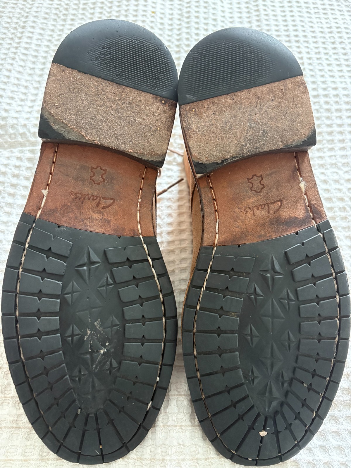 Mens Clarks boots size 9