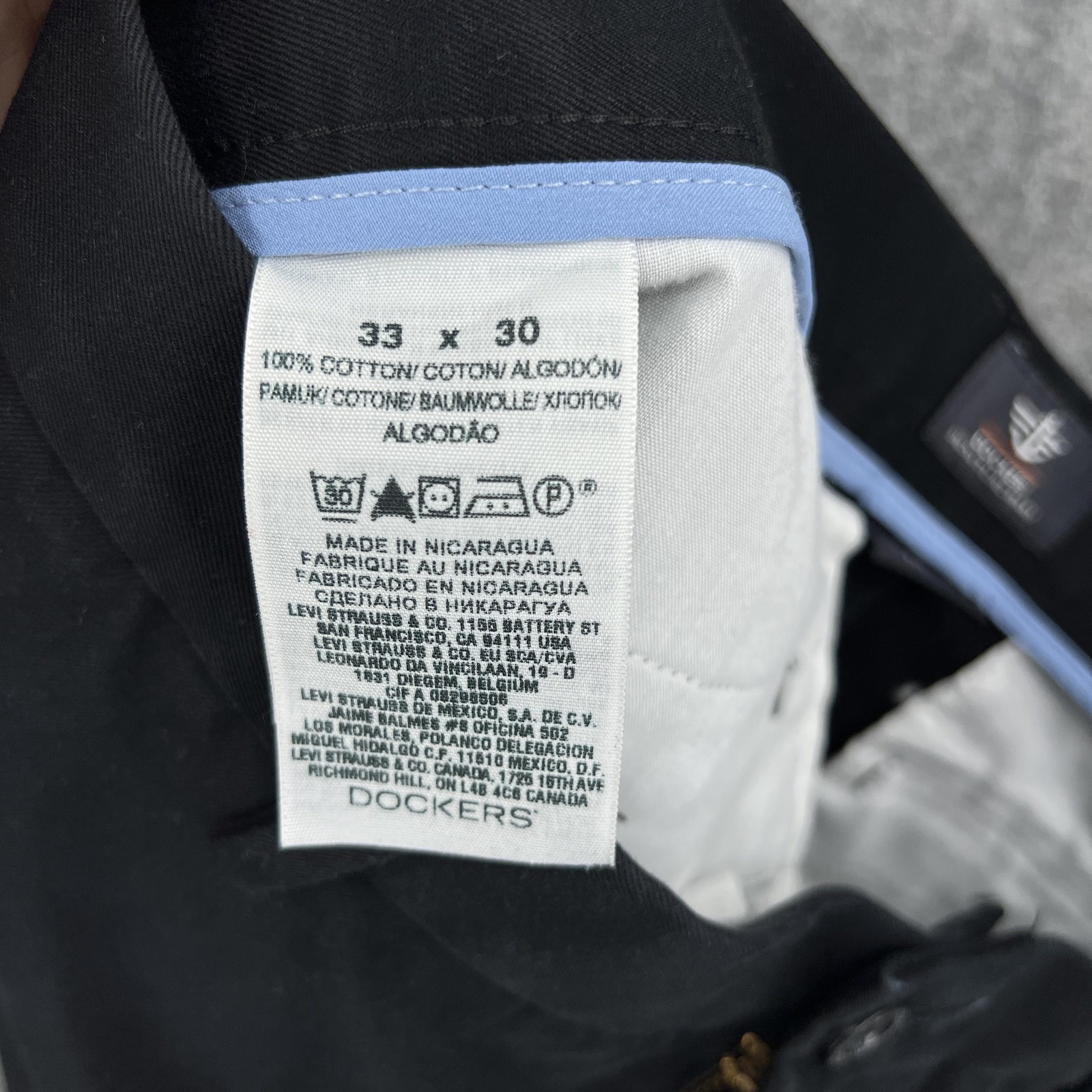 Dockers Chino Pants Mens 33×30 Black Signature Khaki Slim Fit Flat Front