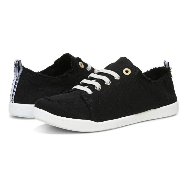 Vionic’s Beach Pismo Casual Sneaker: Canvas, Black Canvas