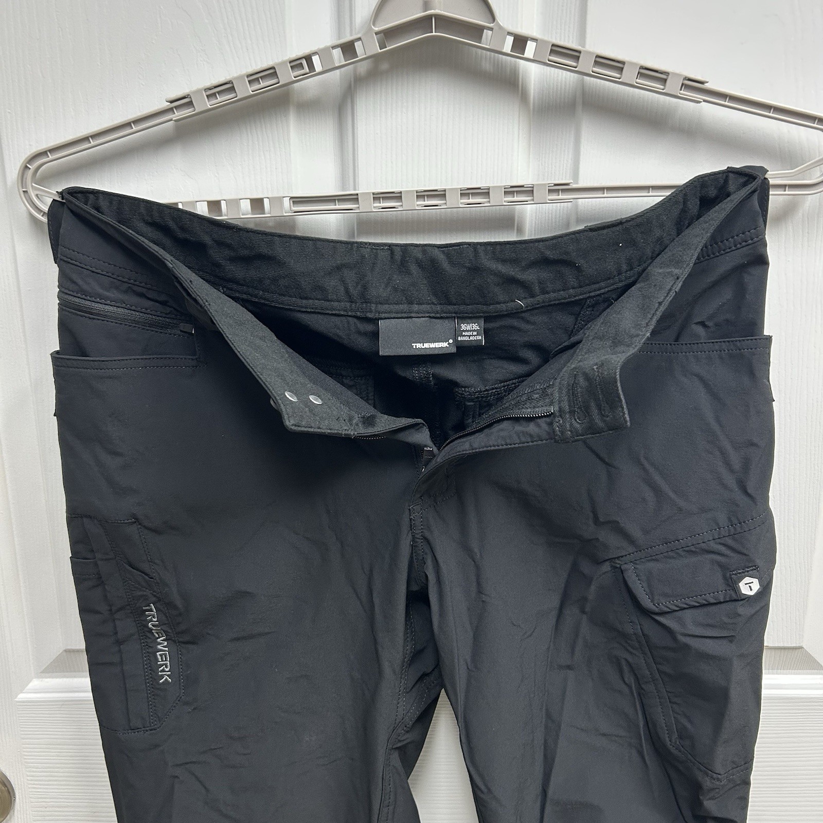Truewerk T1 WerkPant 36×36 Black Performance Utility Cargo Tactical Activewear