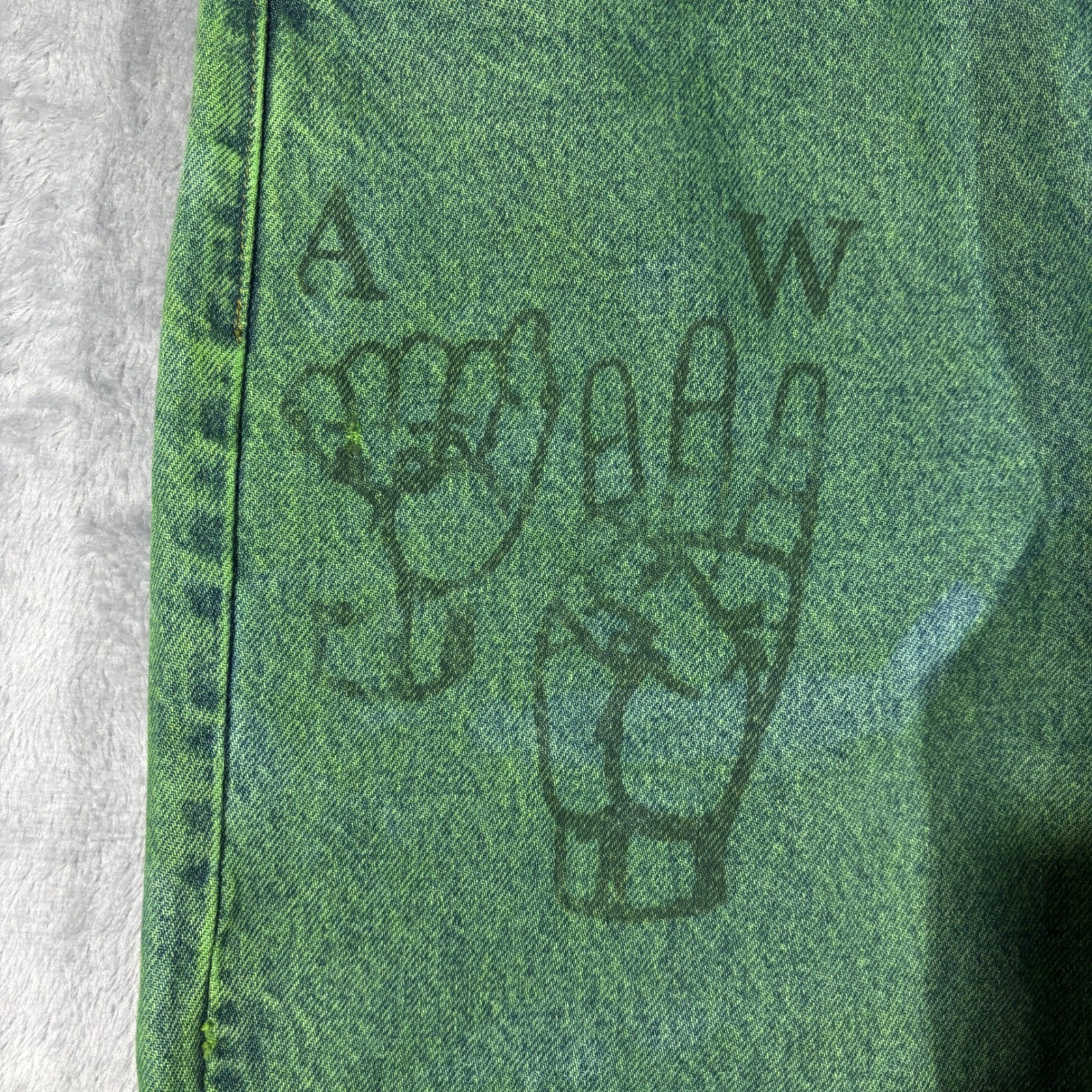 Carhartt Denim Jeans Men 35×32 B17 STW Relaxed Fit Green Hand Graphic Custom Dye
