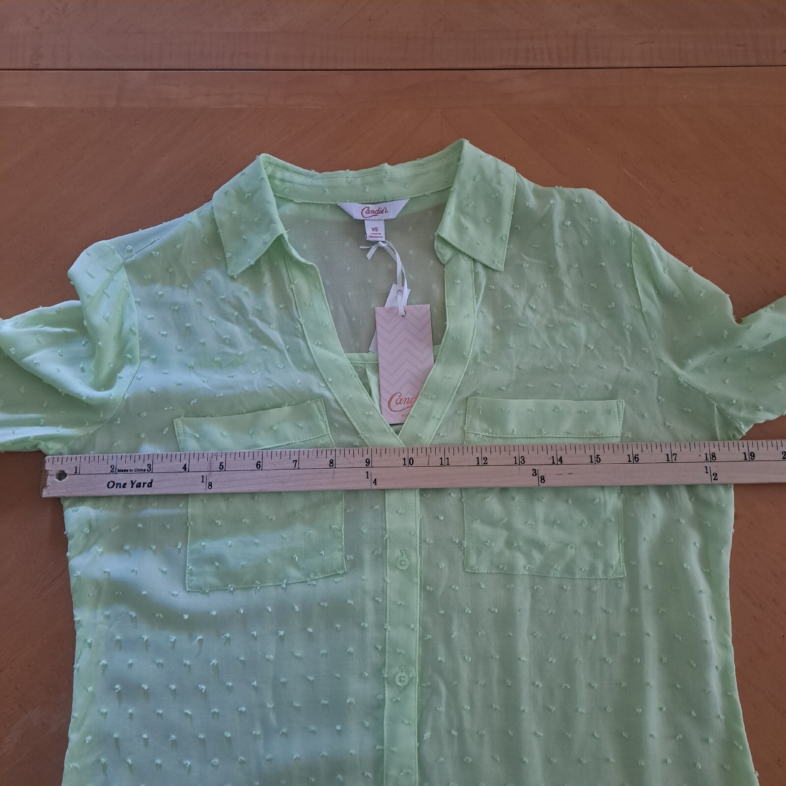 Candies Button Up Shirt Womens Size XS Green Cuffed Textured Sheer NWT $38.00