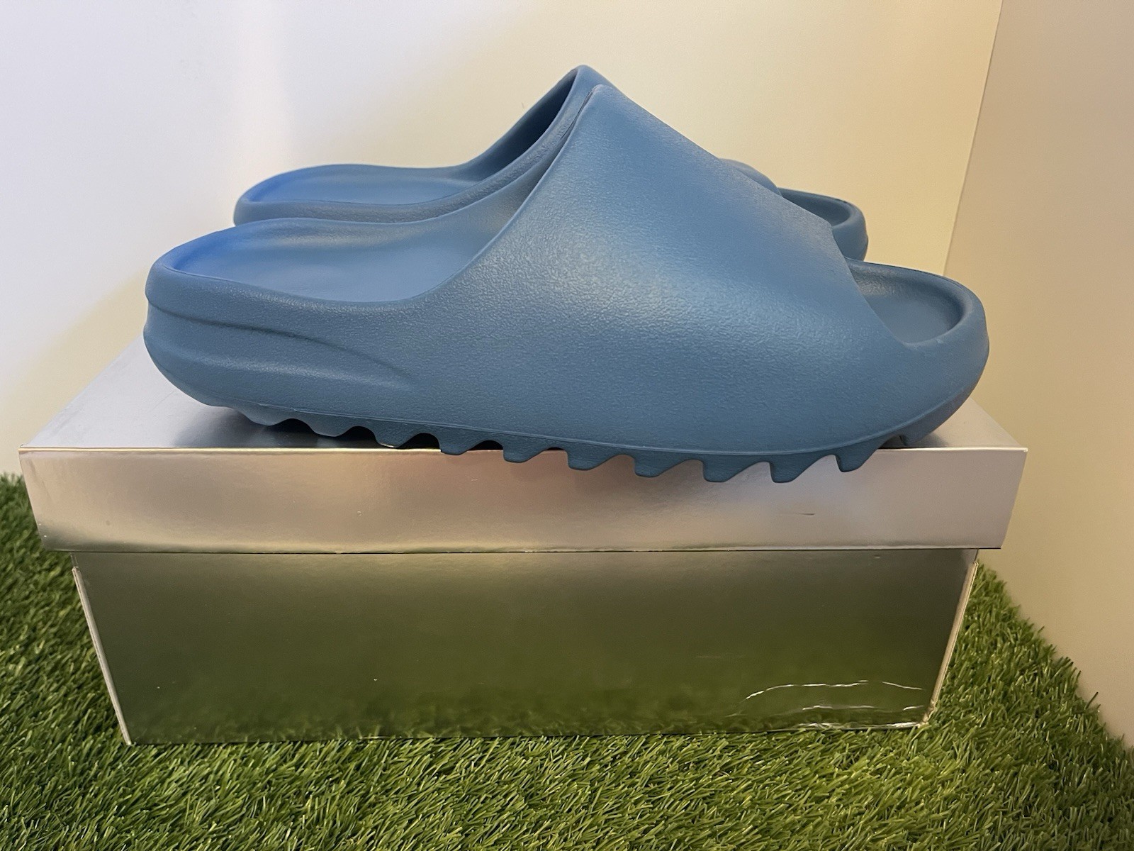 YEEZY YS-01 RARE Blue Rubber Slide Sandals Men’s US 10 New w/ Box IN HAND