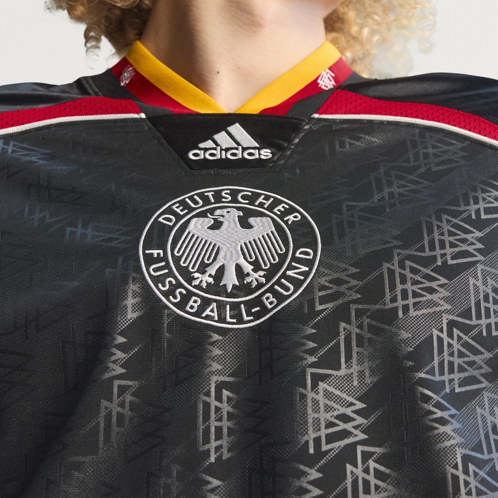 [KD5980] MENS ADIDAS BRINGBACK REMIXED GERMANY JERSEY