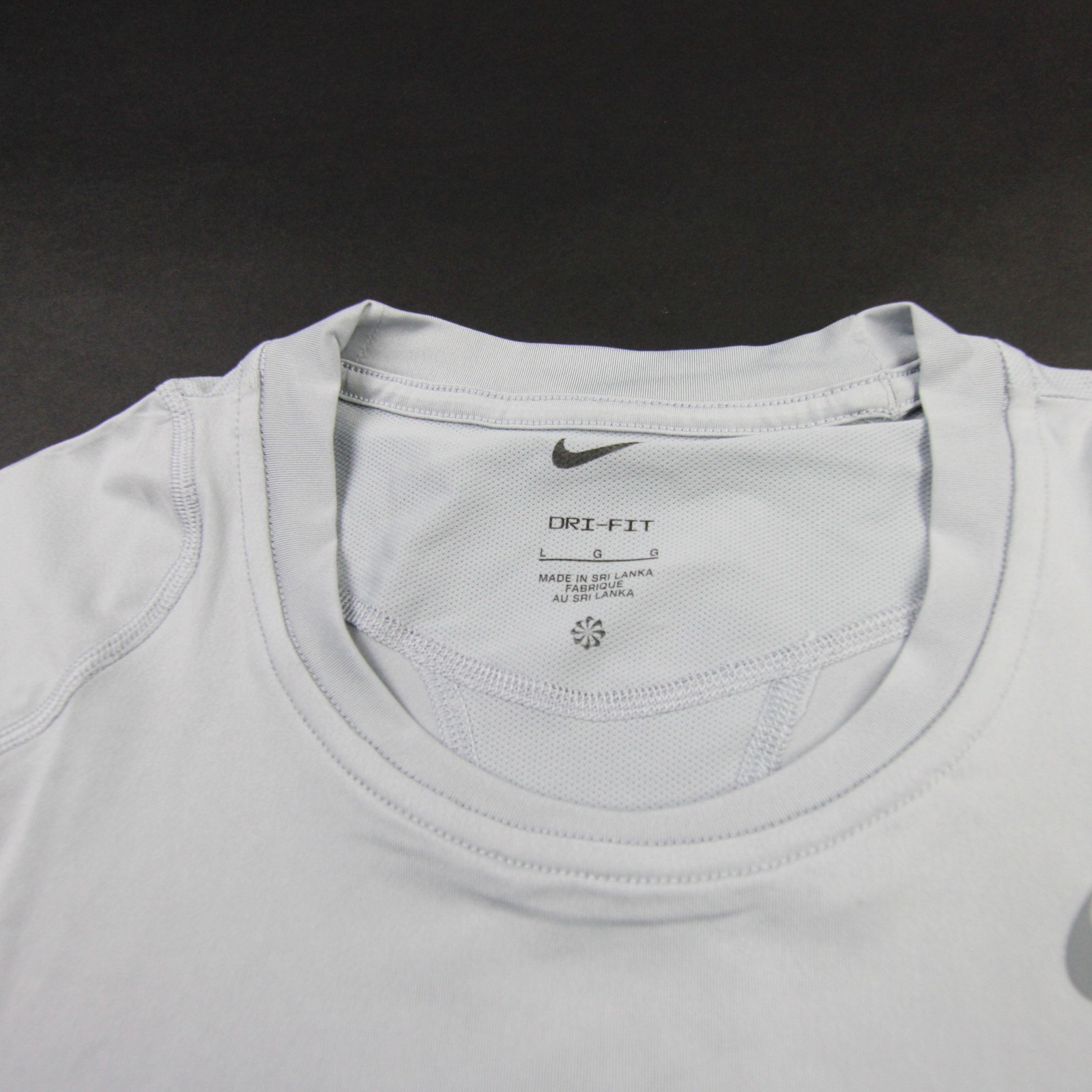 Nike Dri-Fit Short Sleeve Shirt Men’s Light Gray New with Tags Multiple Sizes