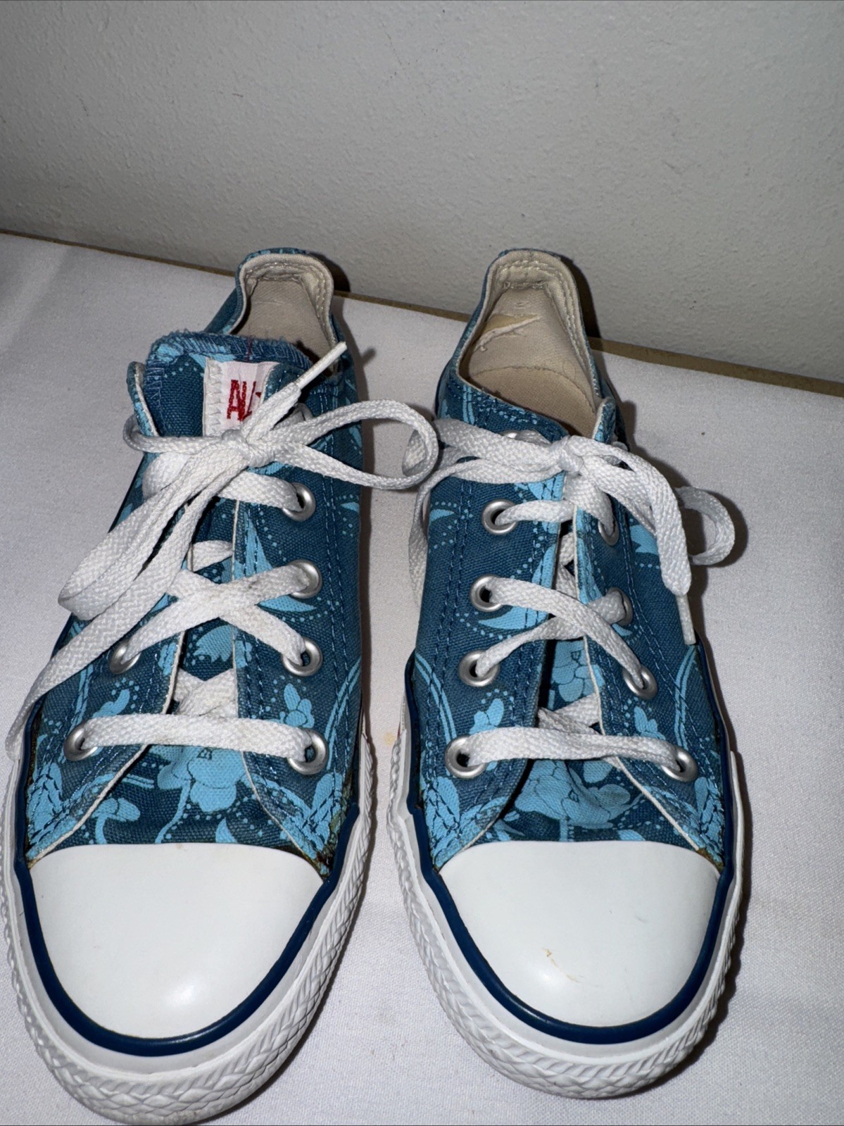 CLASSIC CONVERSE BLUE FLORAL TROPICAL PRINT LO-TOPS ALL-STAR SZ MEN 4 WOMEN 6