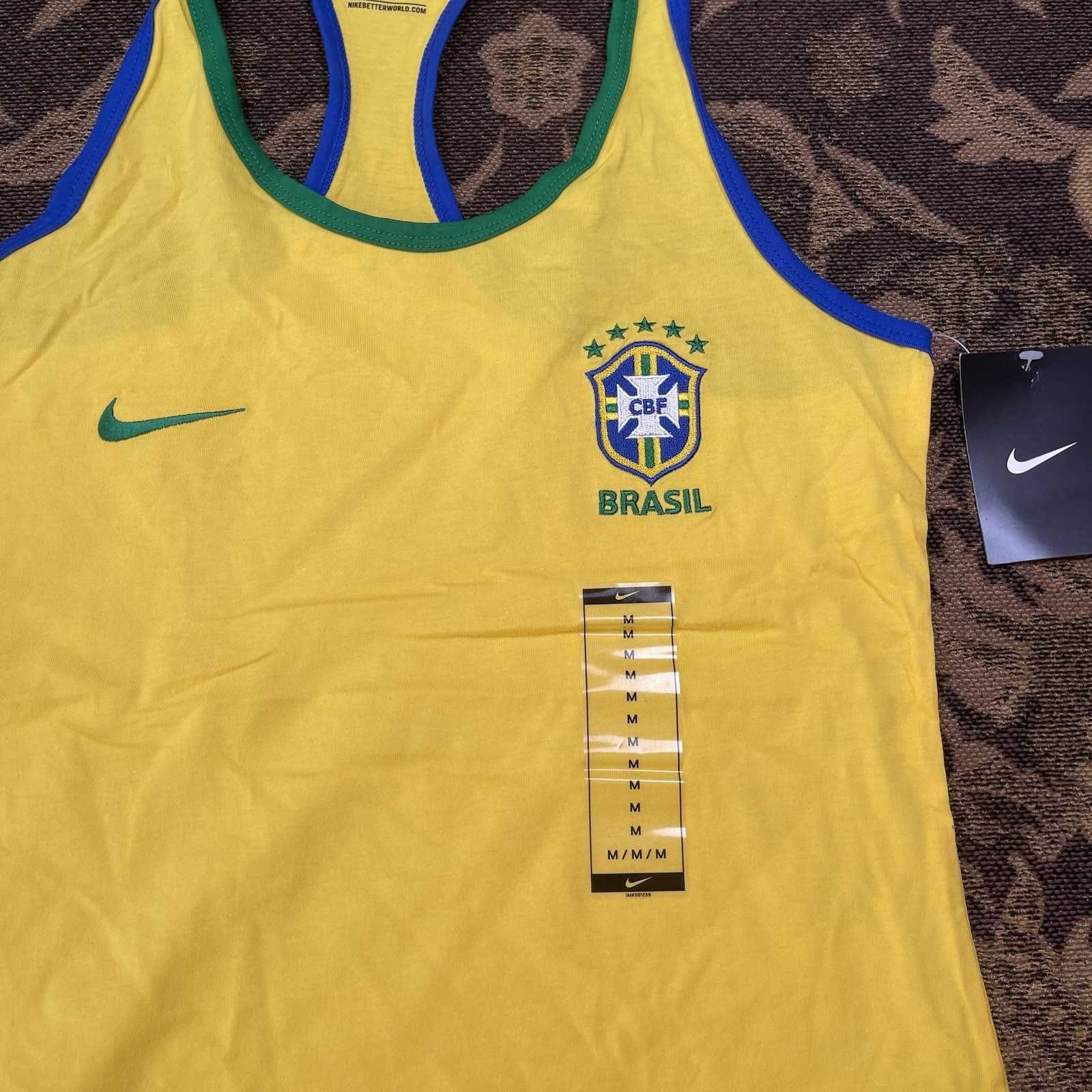 Women’s Nike Yellow Brazil Brasil Soccer Crest Tank Top Size Medium New