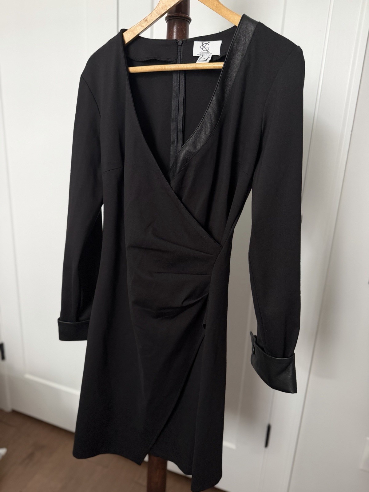 KG’s House of Fashion Ponte Di Roma Dress Black Flattering Waist Slimming sz 8 M