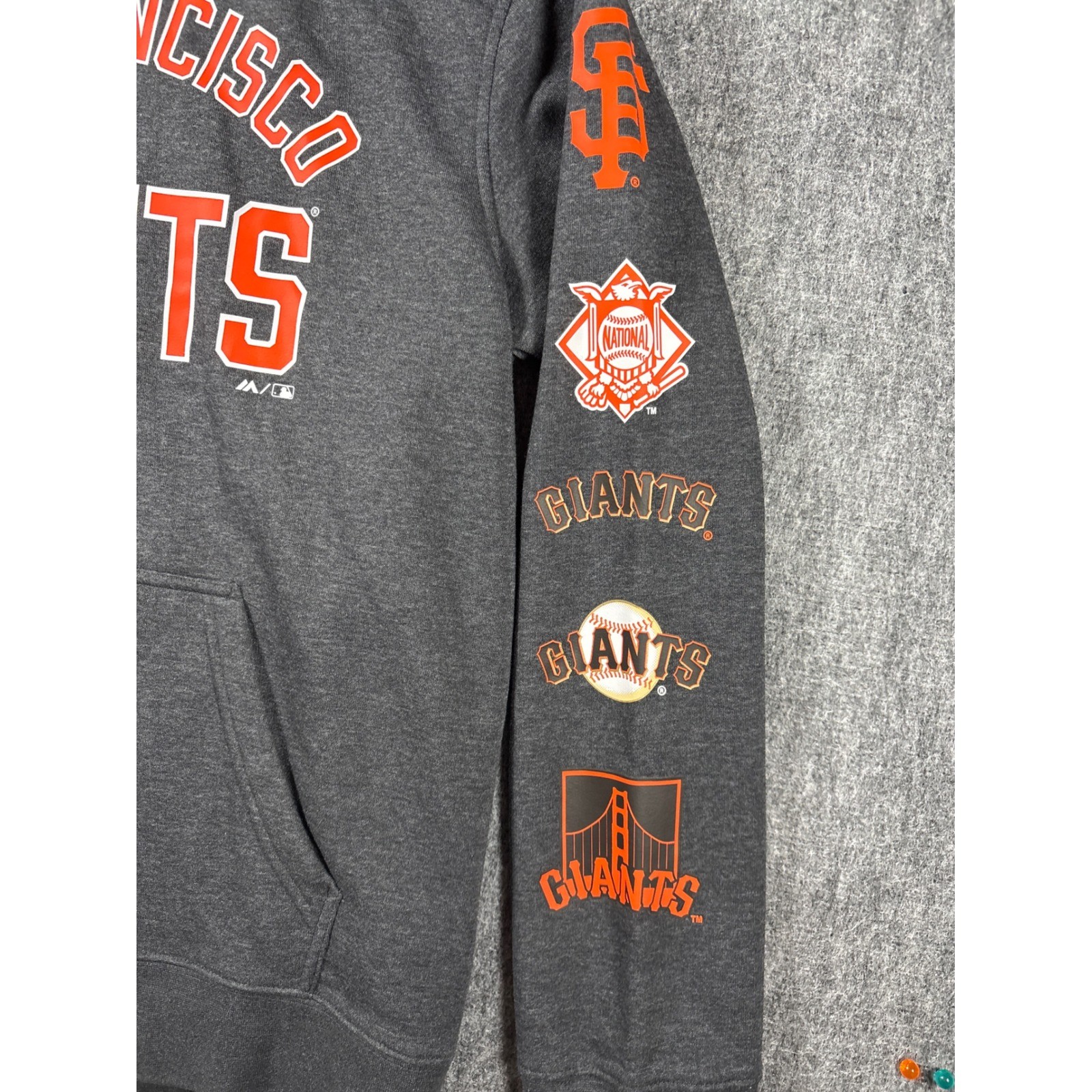 Majestic Mens San Francisco Giants MLB Hoodie Charcoal Grey Orange Size M