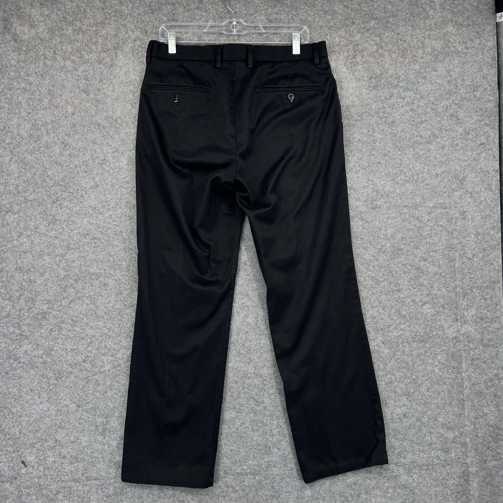 Dockers Chino Pants Mens 33×30 Black Signature Khaki Slim Fit Flat Front