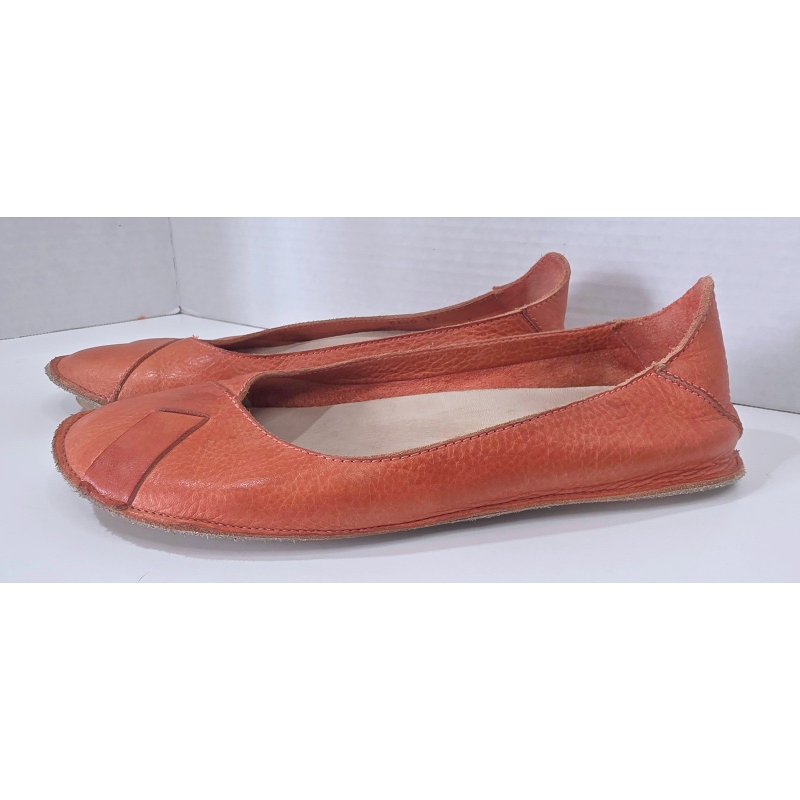 Vialis Coral Orange Leather Ballet Flats Handmade Artisan Spanish Shoes SZ 37