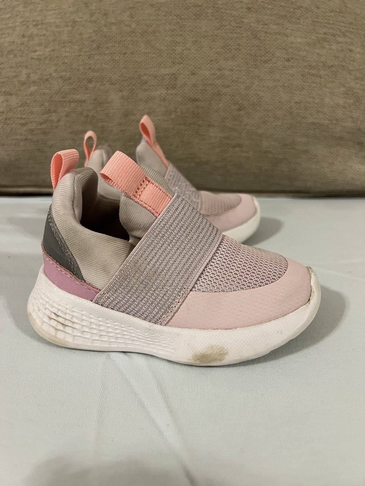 Cat & Jack Girls Pink/Gray Mesh Slip-On Athletic Sneakers Low Top US 5