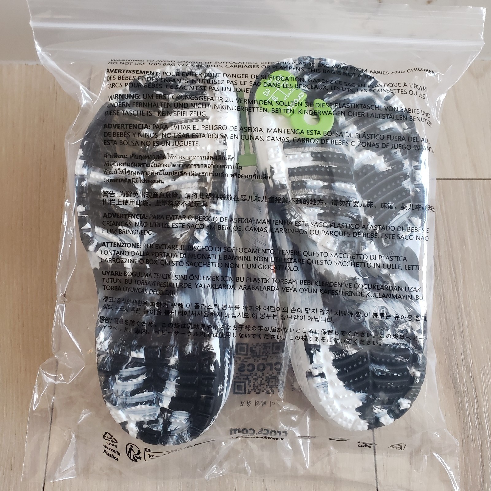 Crocs Classic Clogs Kids 13 Black White Marbled Slip On Water Shoes