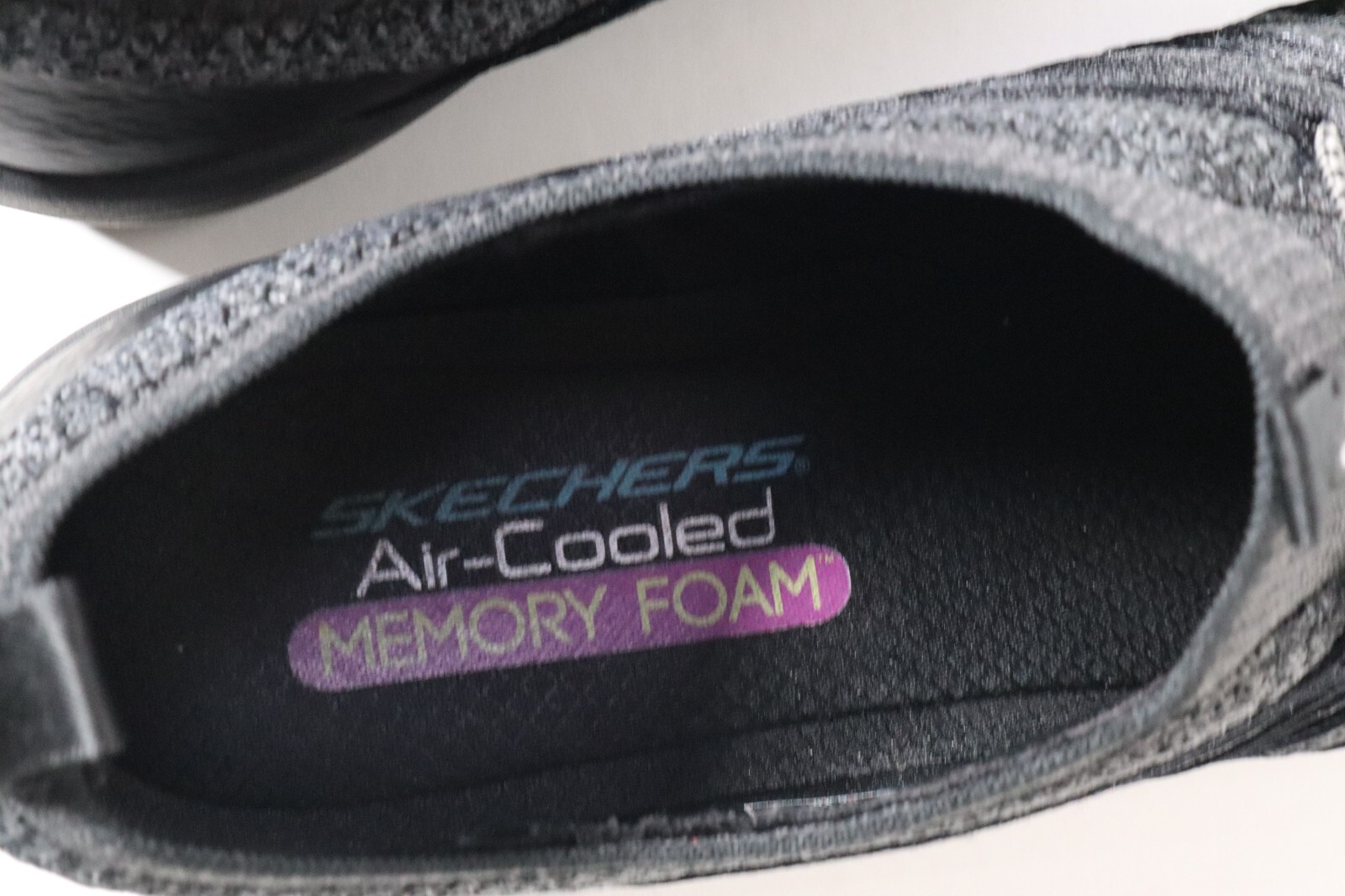 Skechers Women’s Slip-Ins Air Cooled Memory Foam Comfort Shoes BLACK SIZE 10