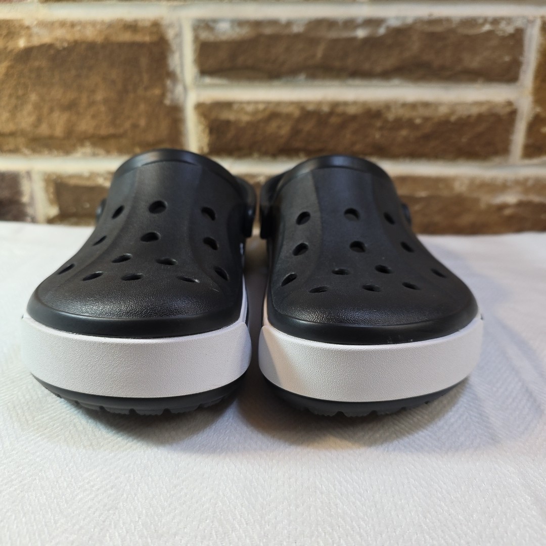 Crocs Bayaband Clogs – Unisex Black/White Sport Band – Size M9/ W 11