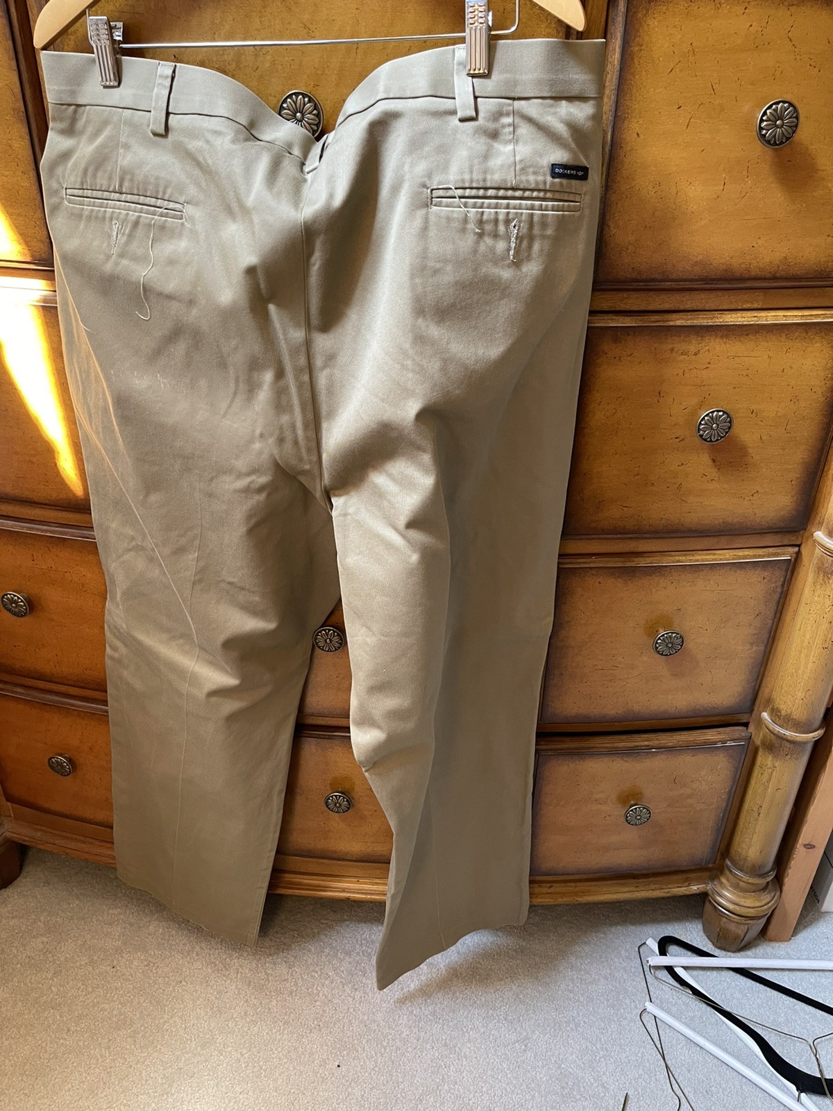 Dockers Men’s Flat Front Pants 42×32