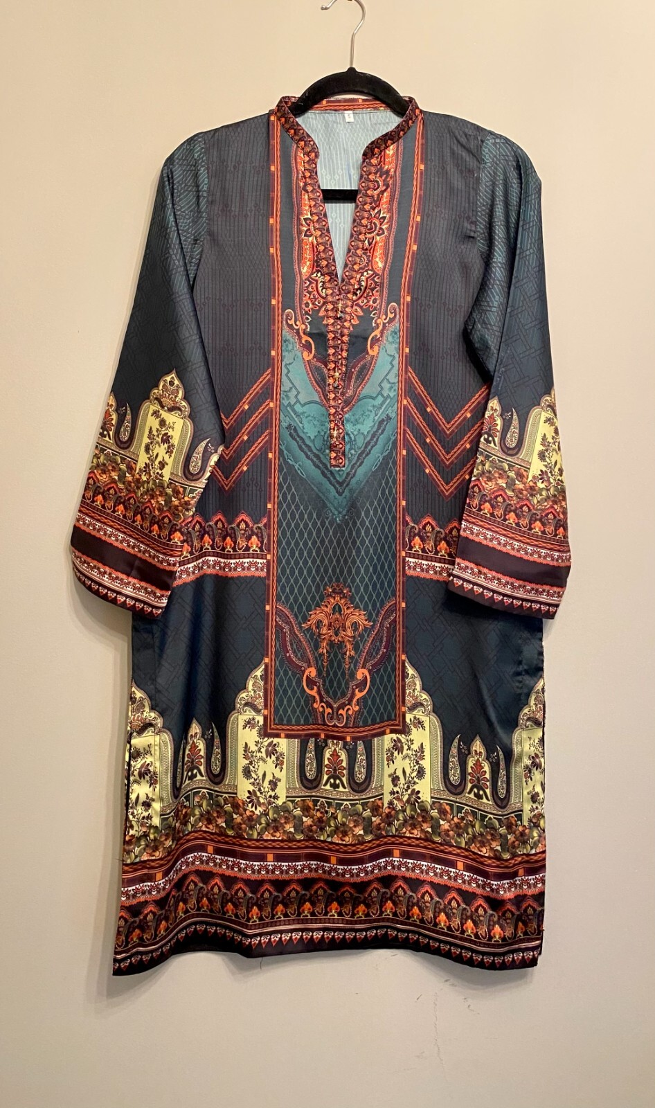 Pink Tulip Digital Print Silk Kurtis – Grey Print – PR-0110