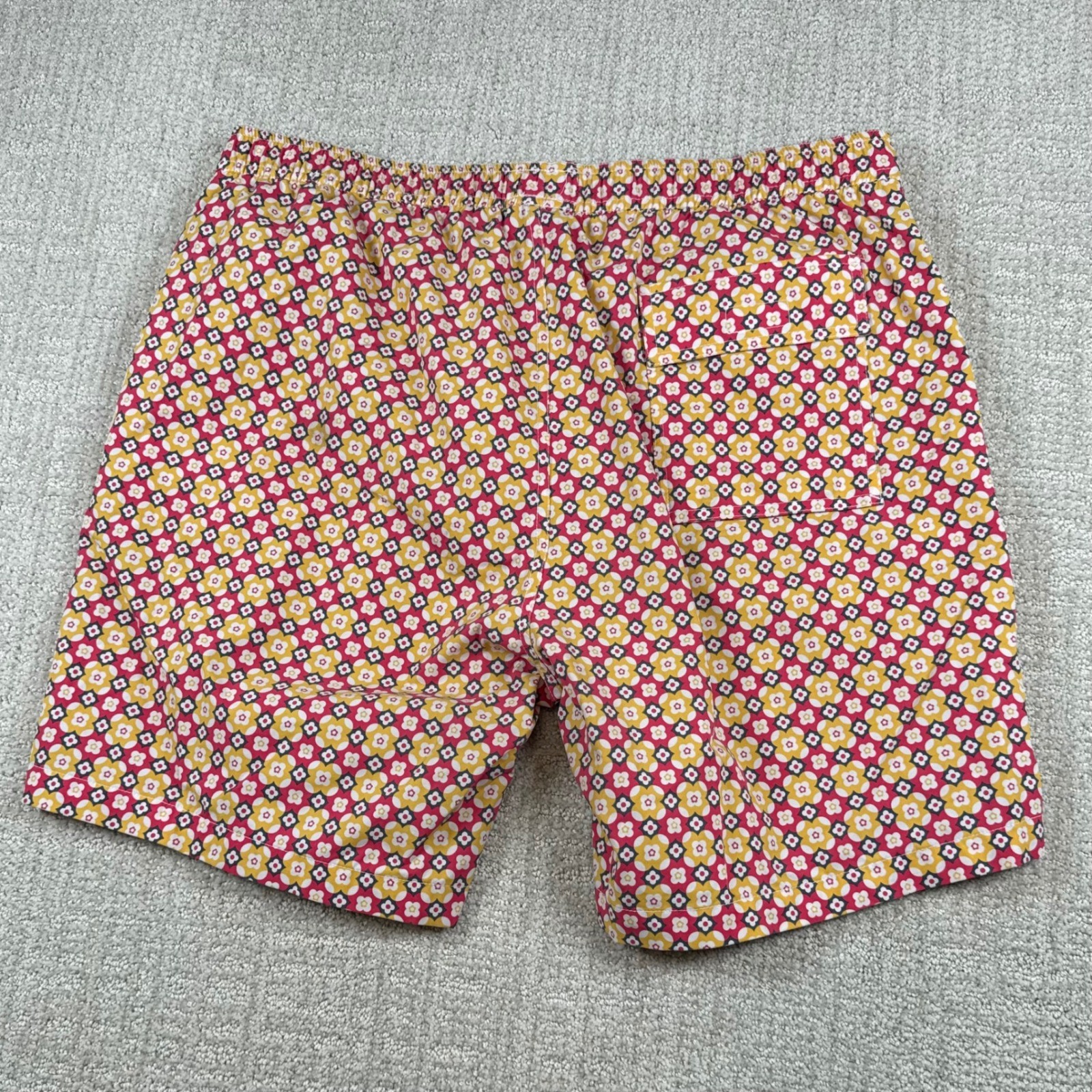 Psycho Bunny Mens 2XL Pink Floral Geometric 7″ Mesh Lined Swim Trunks Shorts