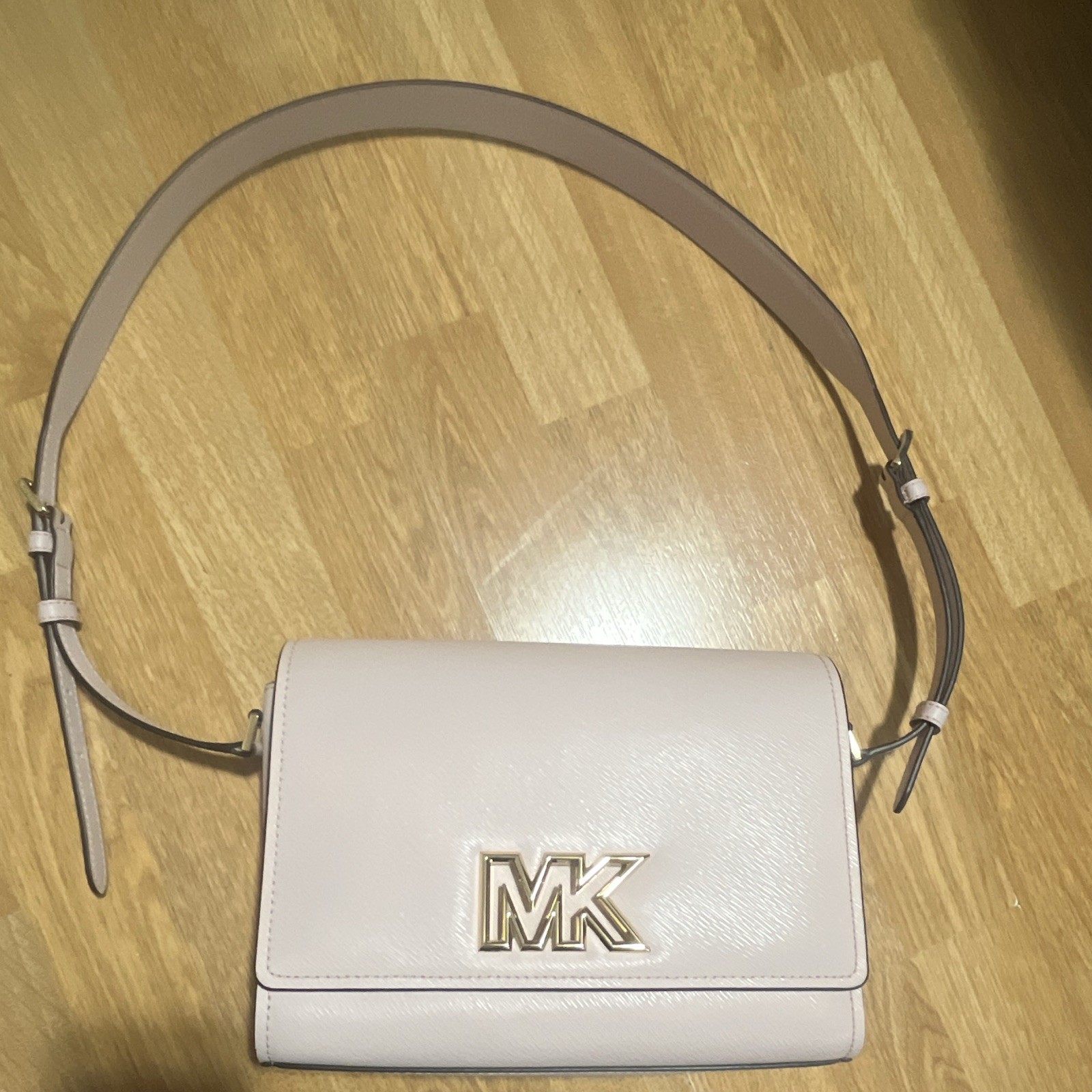 Michael Kors MK Logo Shoulder Bag Adjustable Strap Inner Pockets Gold