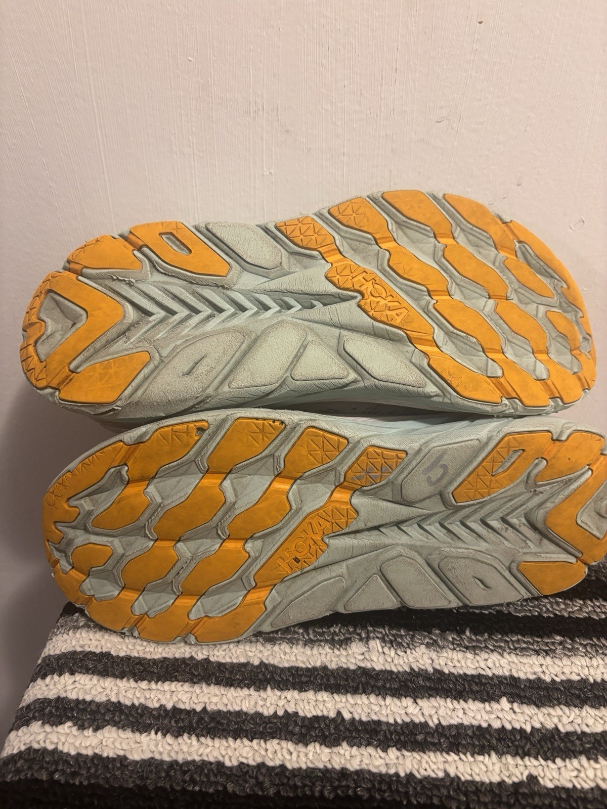 Size 11B – Hoka One One HOKA Clifton 8 Blanc De Blanc W 1119394 BDBW FE1221J