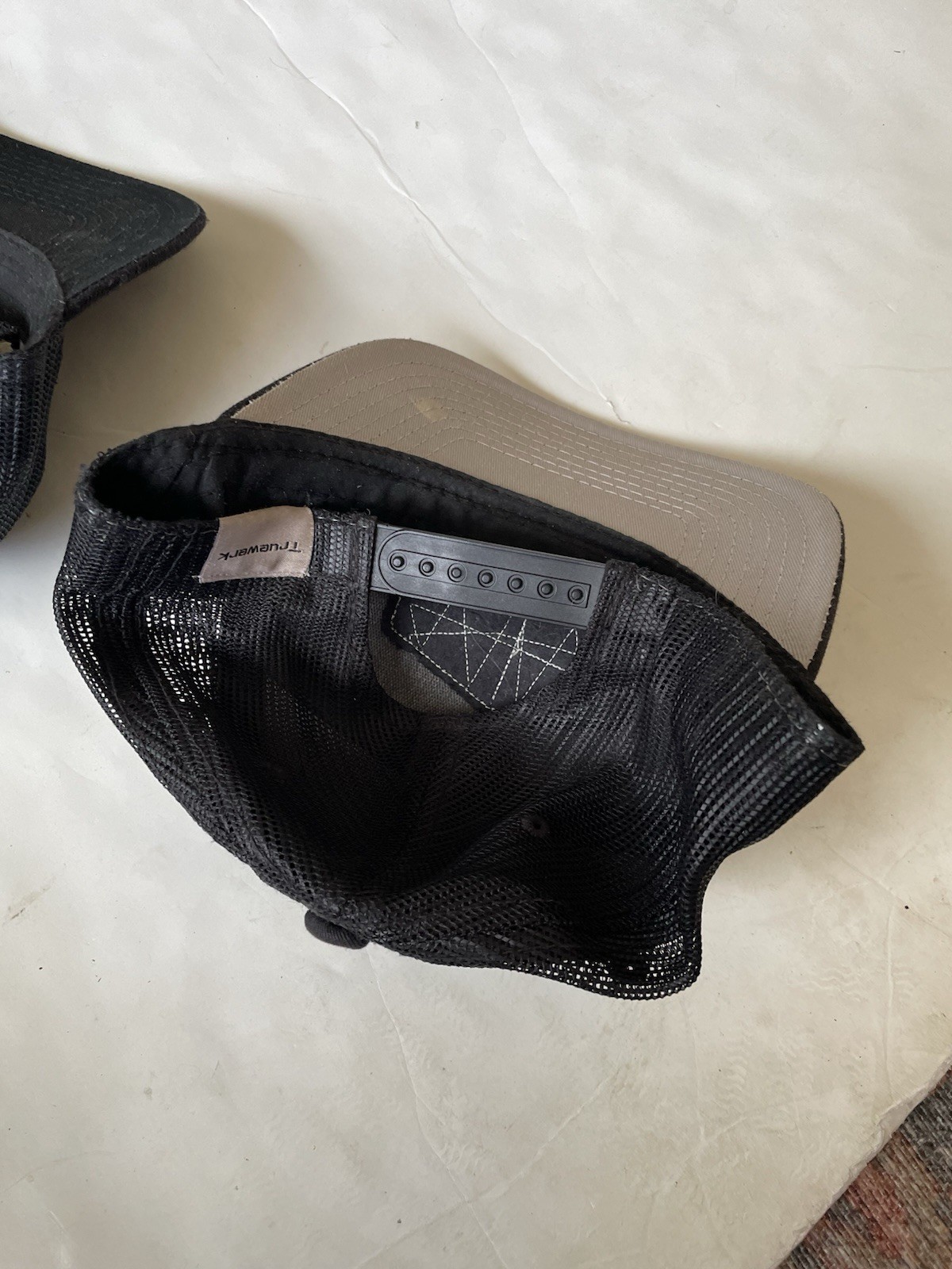bundle of 2 Truewerk Hats Snapback Black high performance workwear