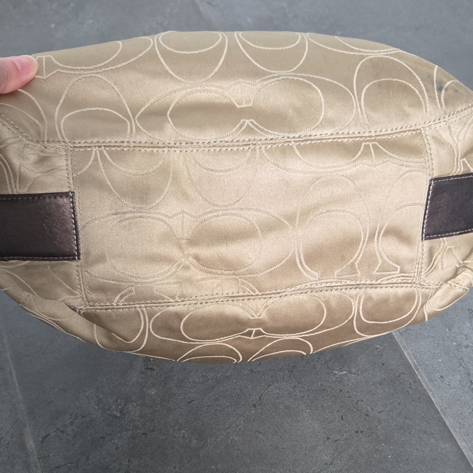Vintage Coach Maggie Singature Hobo Shoulder Bag