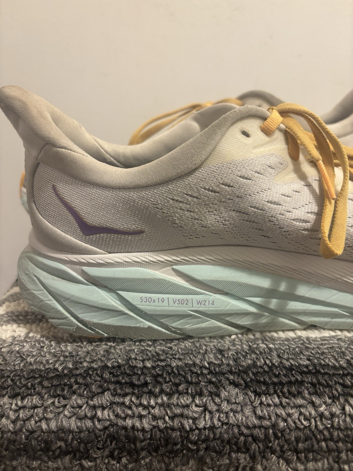 Size 11B – Hoka One One HOKA Clifton 8 Blanc De Blanc W 1119394 BDBW FE1221J