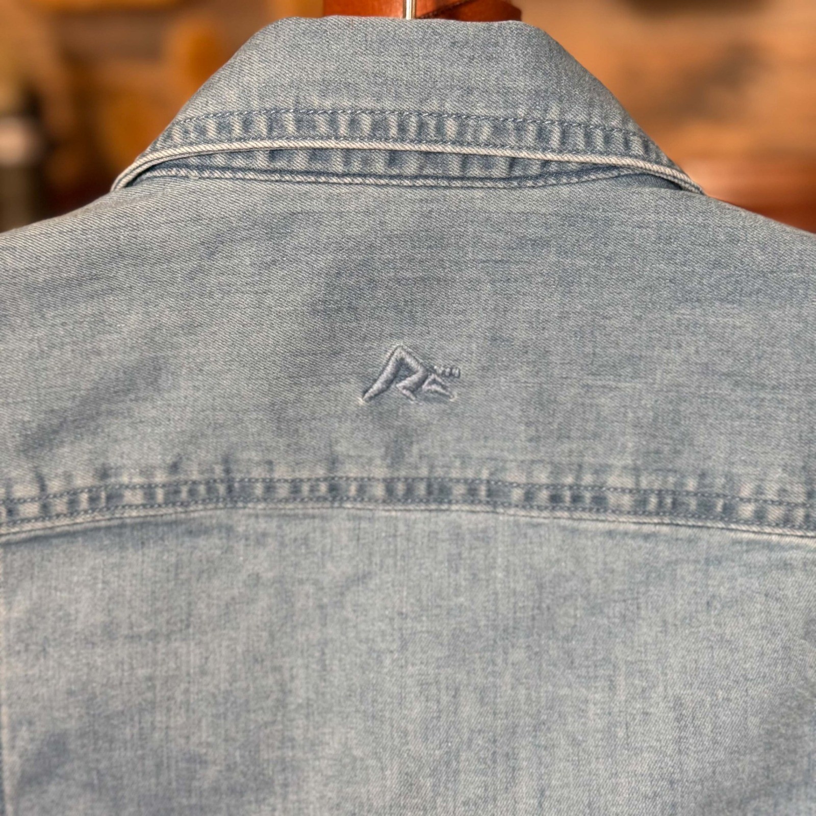 Ridgecut Toughwear Light Wash Denim Button Down Shirt Women Small Blue Utility