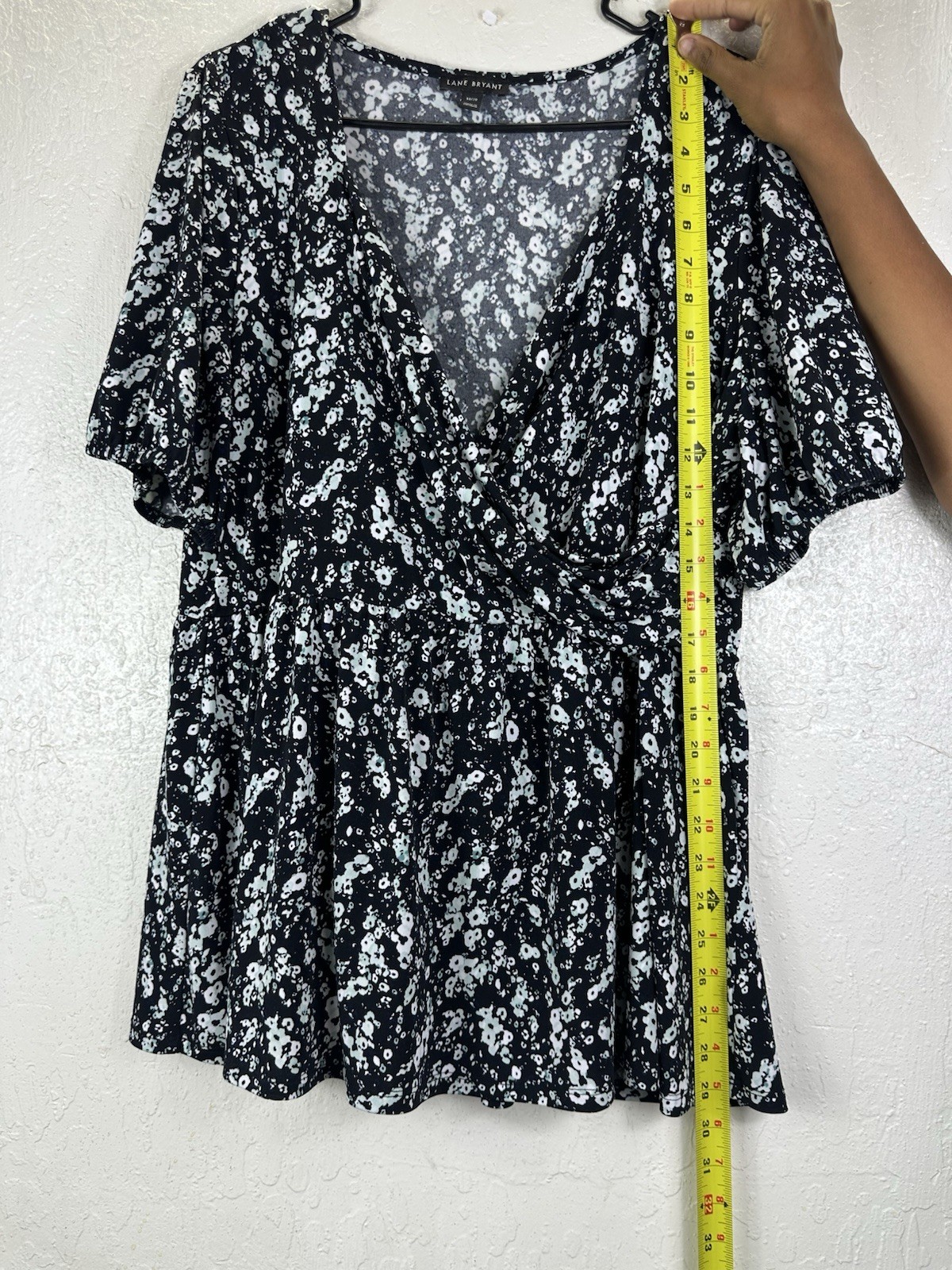 Lane Bryant Black/White Floral V-Neck Flutter Sleeve Fit & Flare Dress 18/20