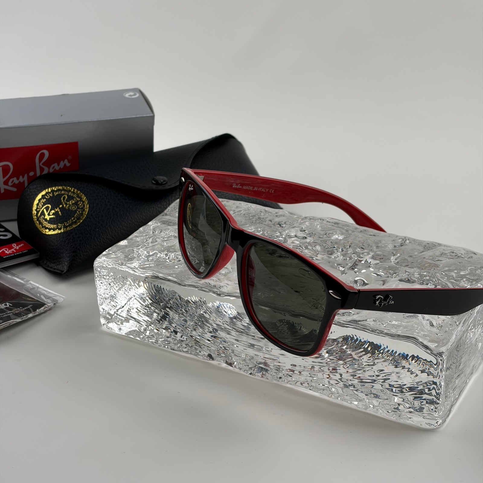 New In Box – Ray-Ban Wayfarer RB2140 Black Red Sunglasses Full Set