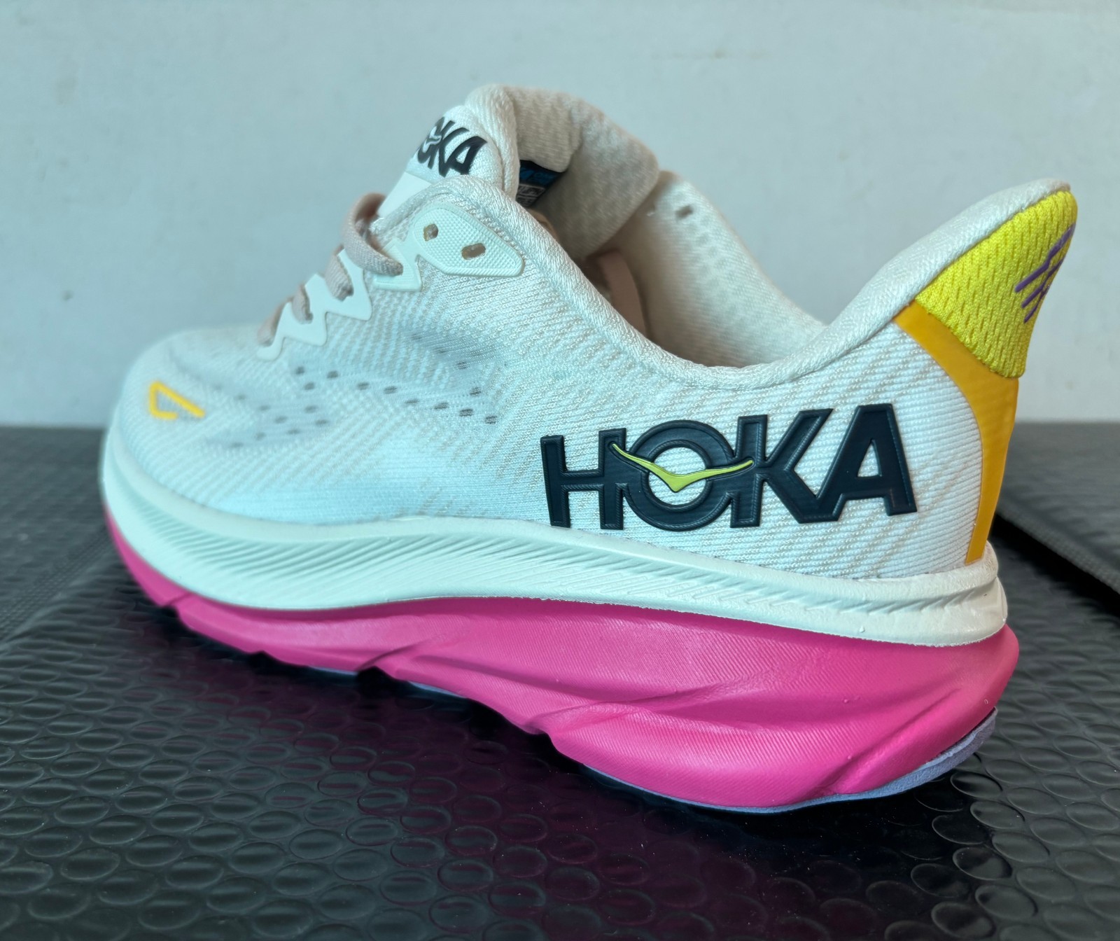 Size US 7.5 – Hoka Clifton 9 Women Shoe Running Casual Trainer No Box