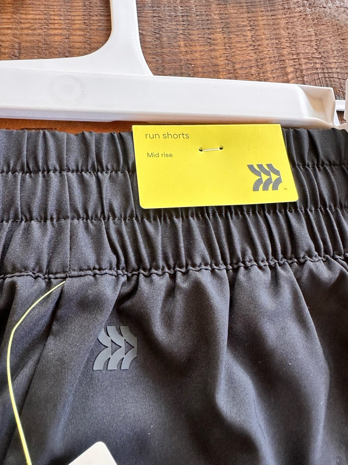 NWT~ All in Motion sz S Black Woven Run Shorts 3″ Mid Rise Light Stretch S17