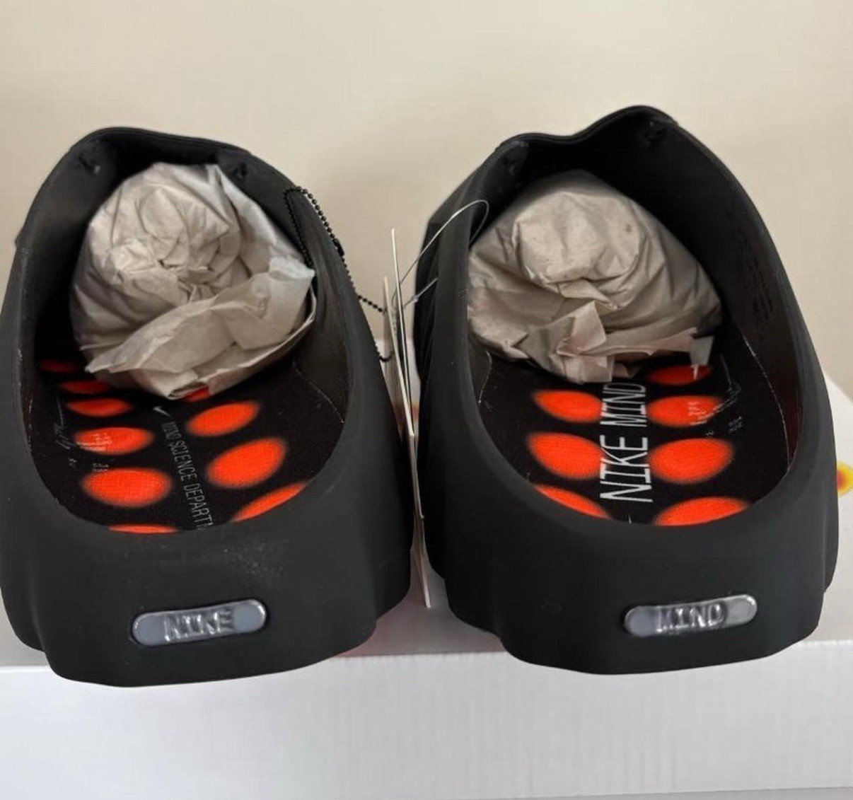 Nike Mind 001 Slide Unisex Athletic Slide Sneaker 4-13